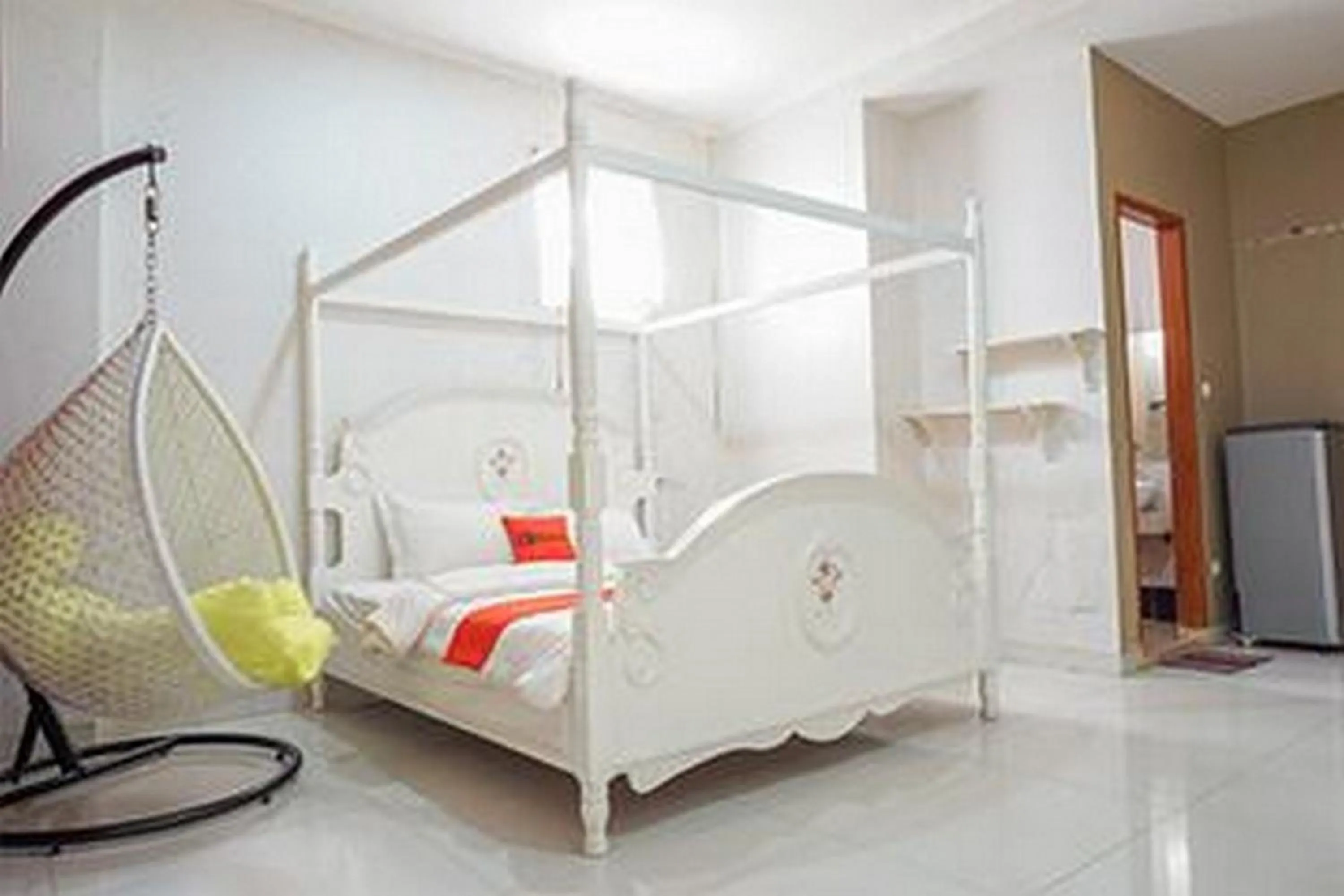 Bedroom, Bed in RedDoorz near Kemang Square