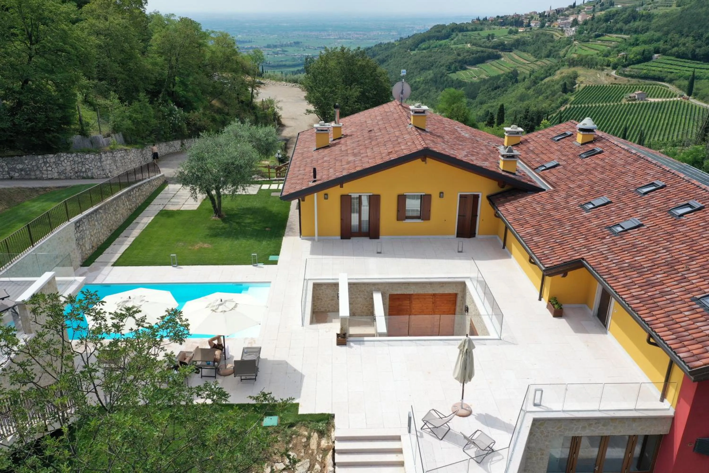 AGRITURISMO ACINATICO WINE RELAIS