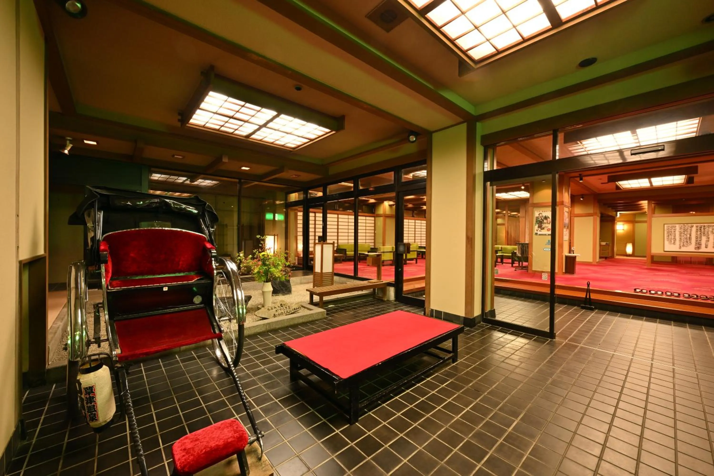 Lobby or reception in Osakaya Ryokan