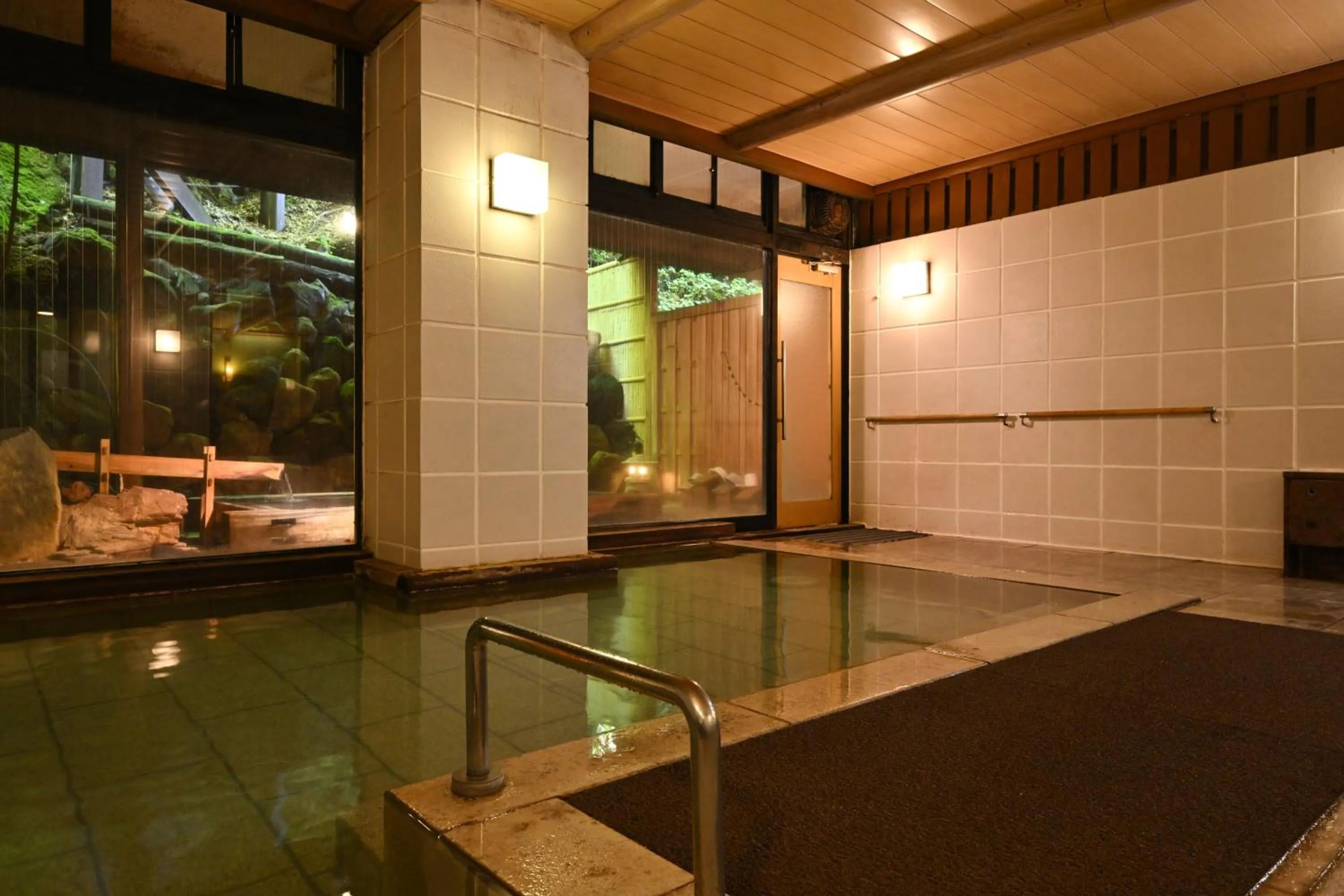 Public Bath in Osakaya Ryokan