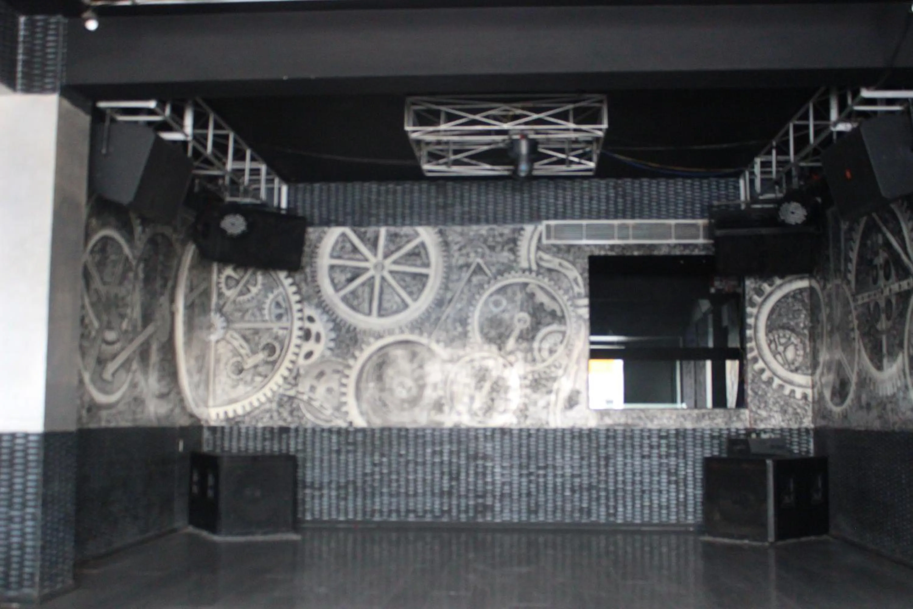 Nightclub / DJ in Hotel Safari