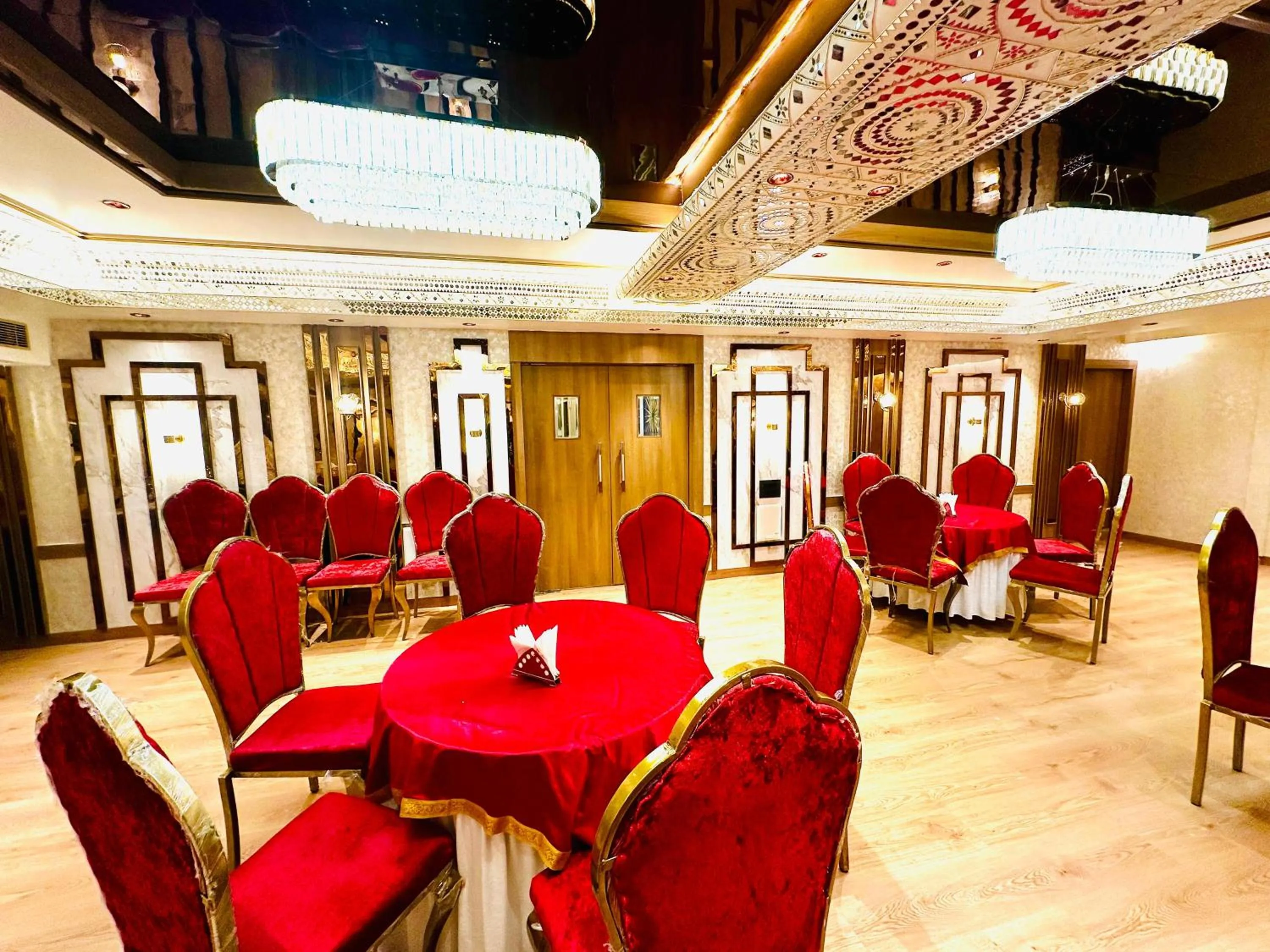 Banquet/Function facilities in Hotel Safari