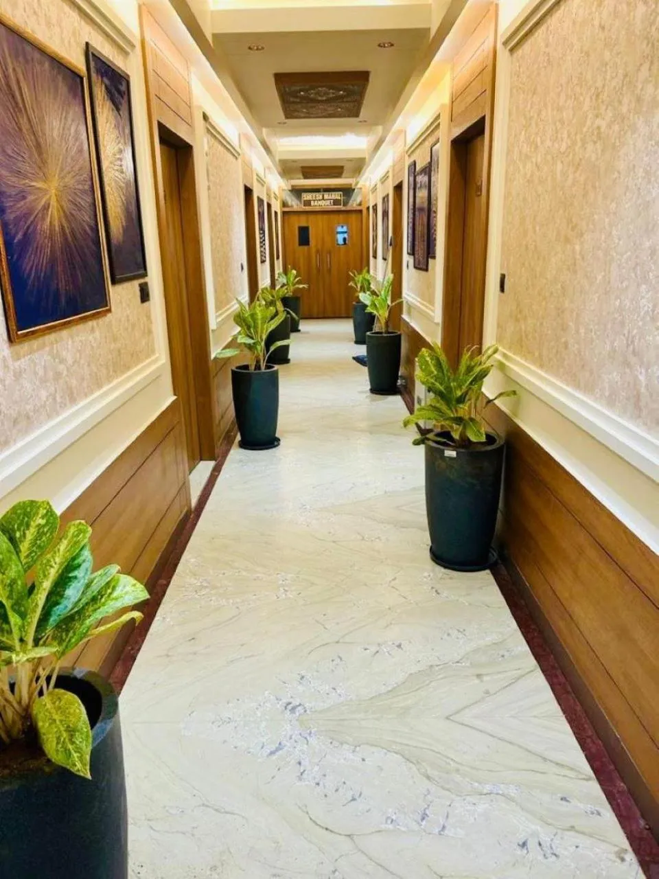 Property building in Hotel Safari