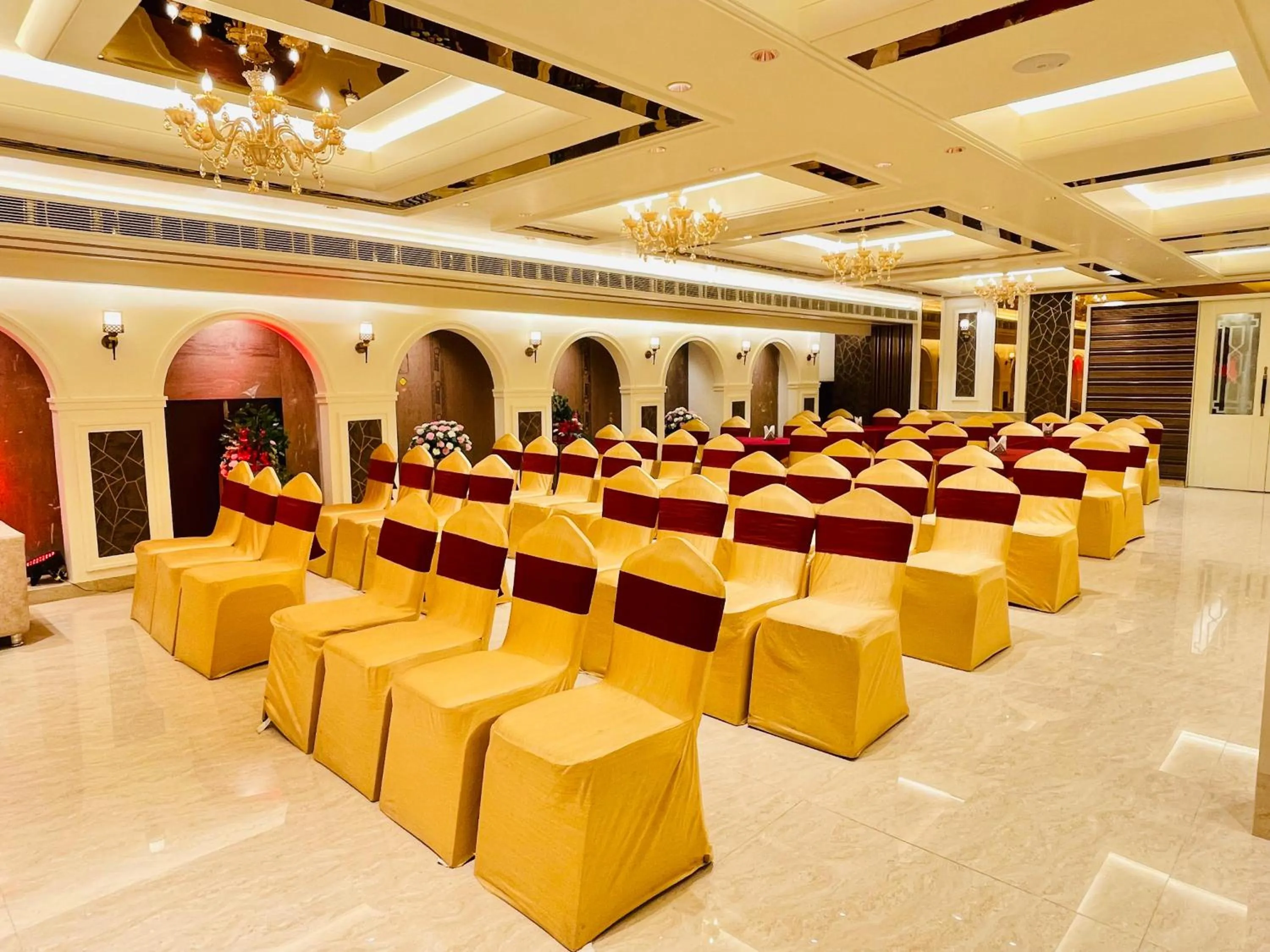 Banquet/Function facilities in Hotel Safari