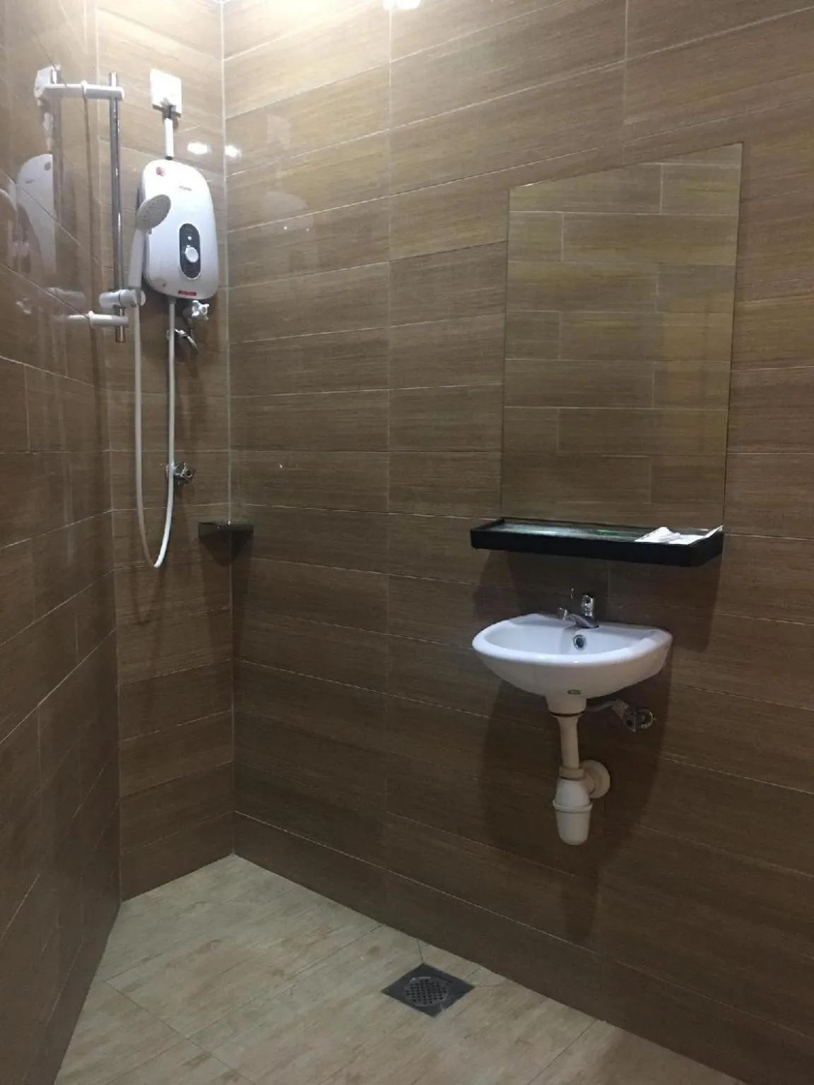 Bathroom in D'Spark Hotel Bayu