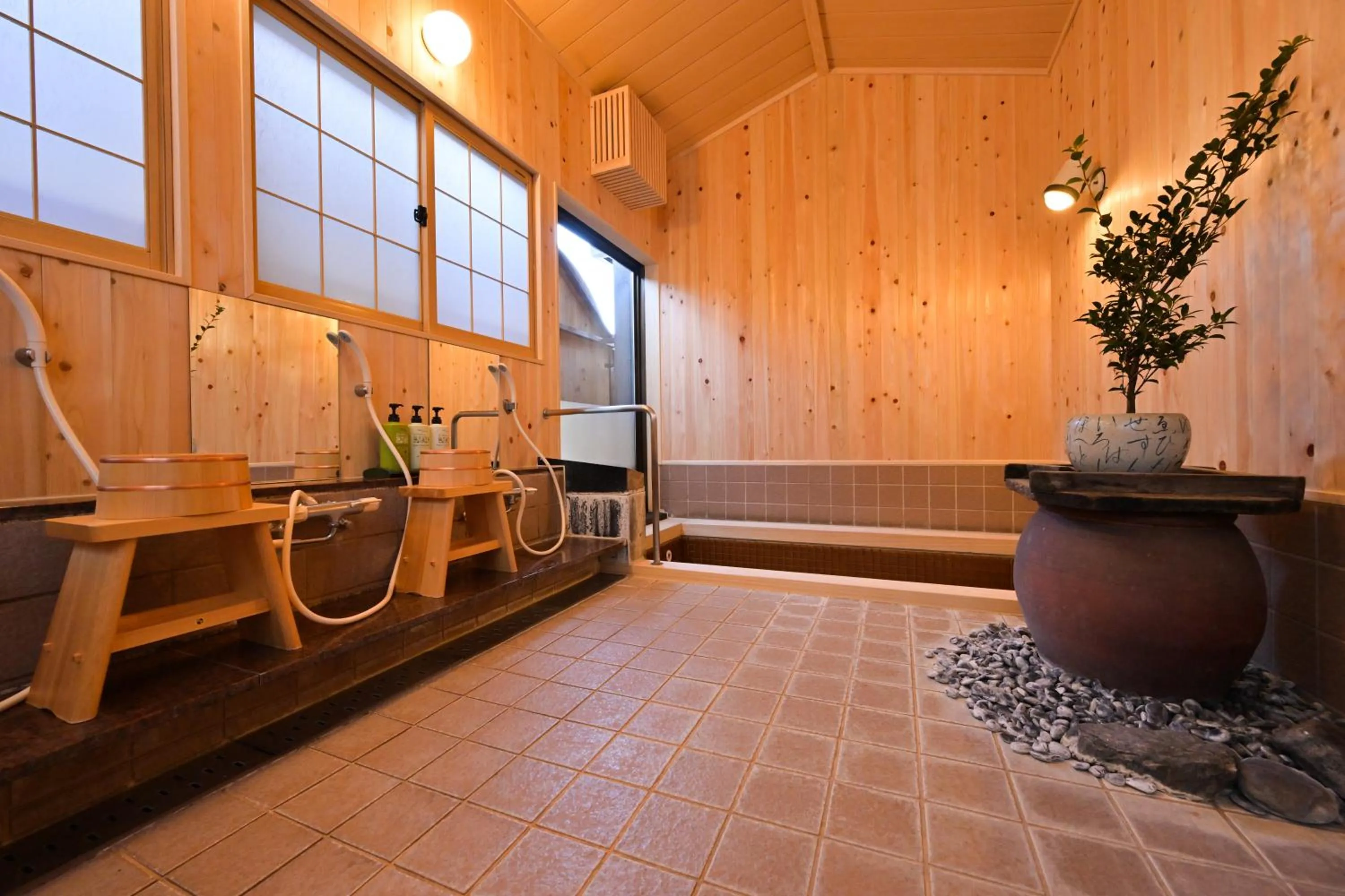 Hot Spring Bath in Akari no Yado Okabe