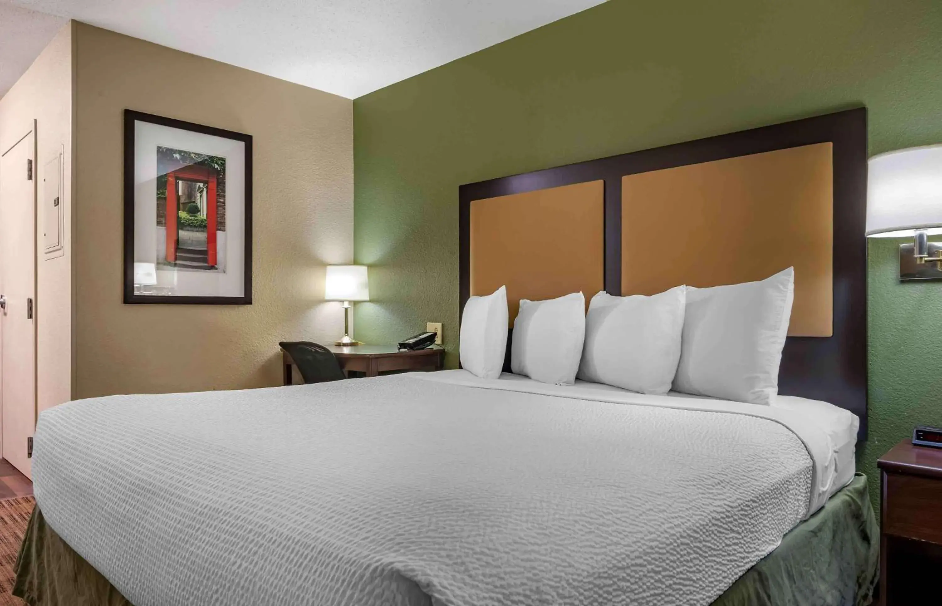 Studio with 1 King Bed - Non-Smoking in Extended Stay America Suites - Pittsburgh - West Mifflin Studio with 1 King Bed - Non-Smoking in Extended Stay America Suites - Pittsburgh - West Mifflin