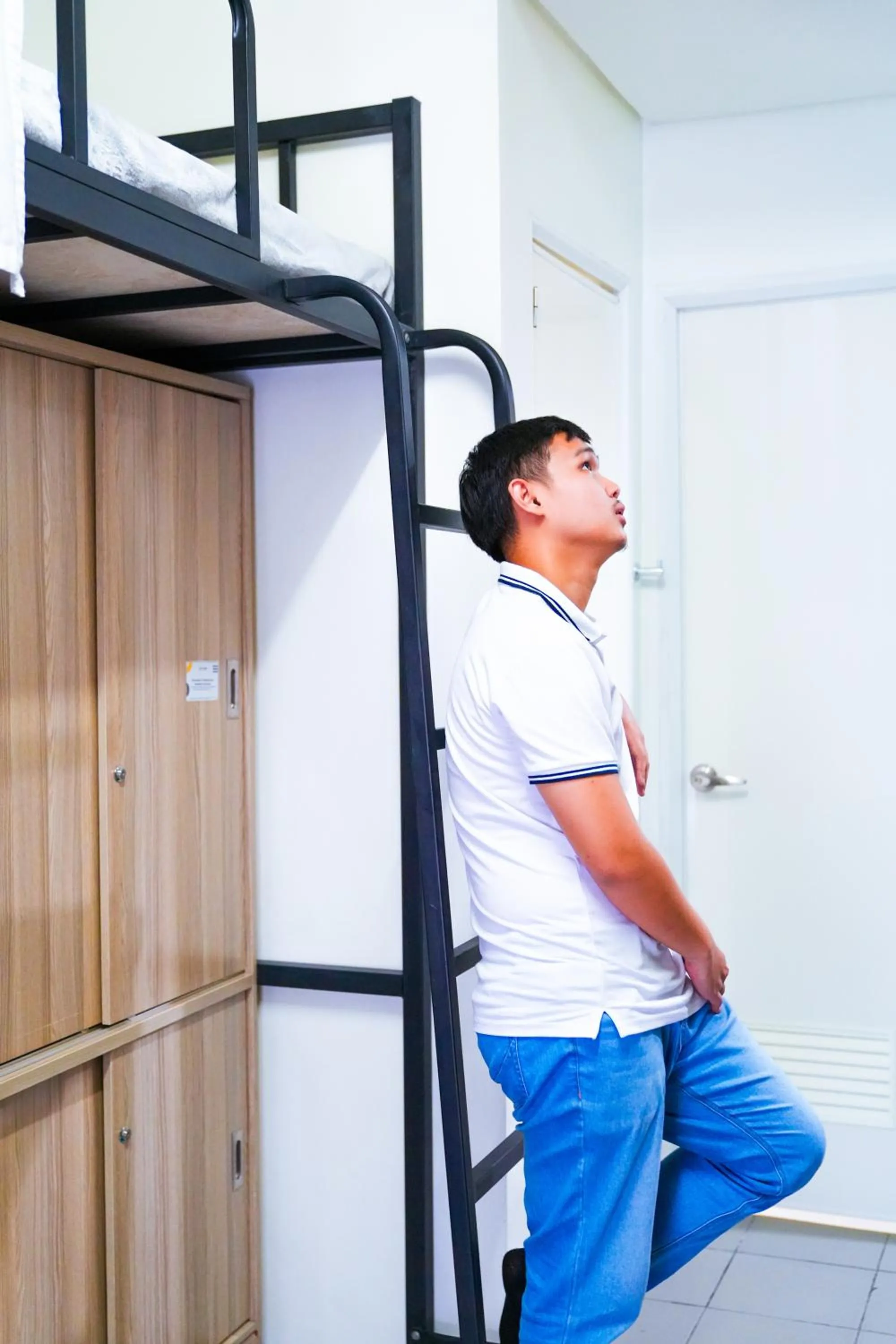 The City Flats Amorsolo