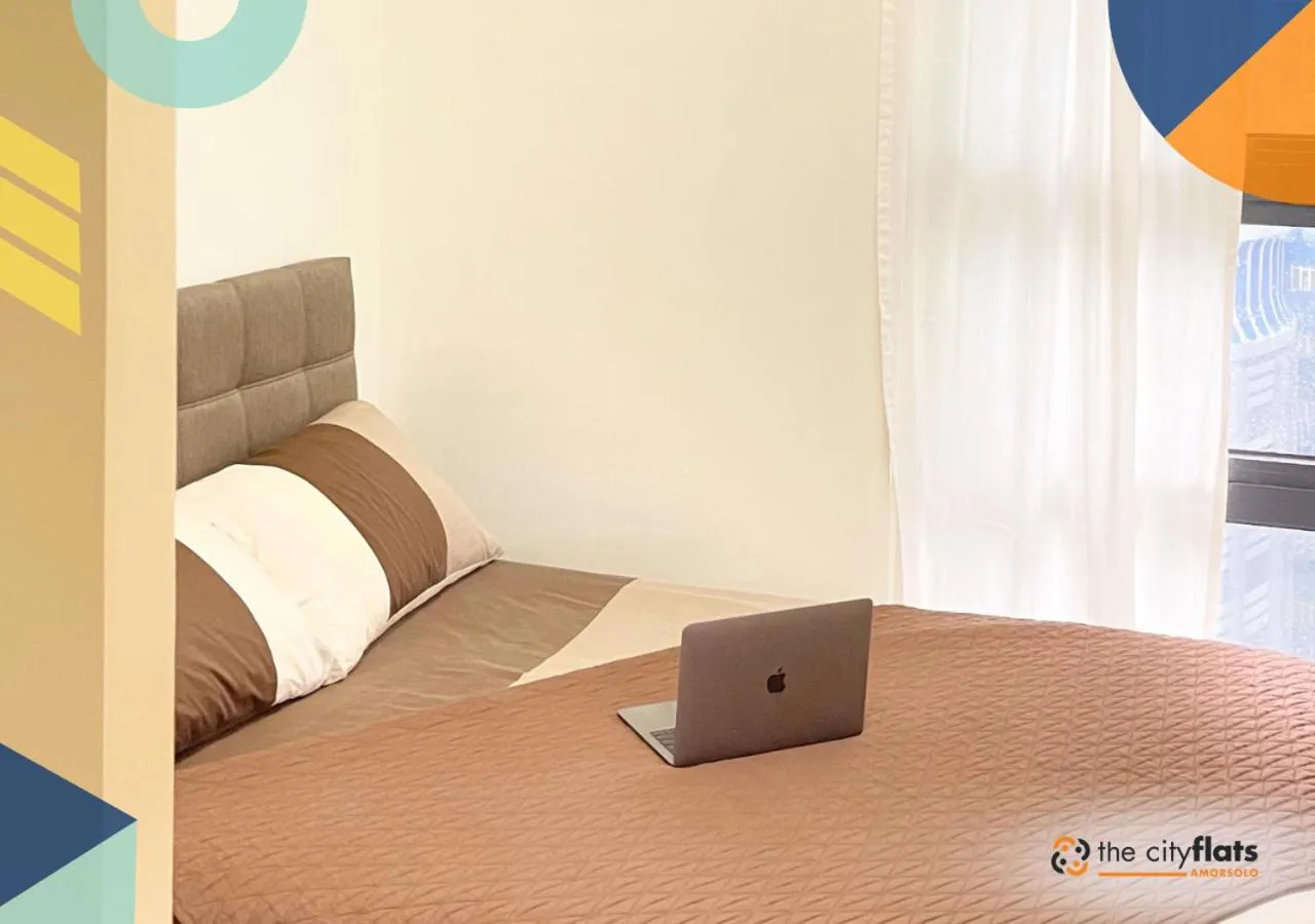 Bed in The City Flats Amorsolo