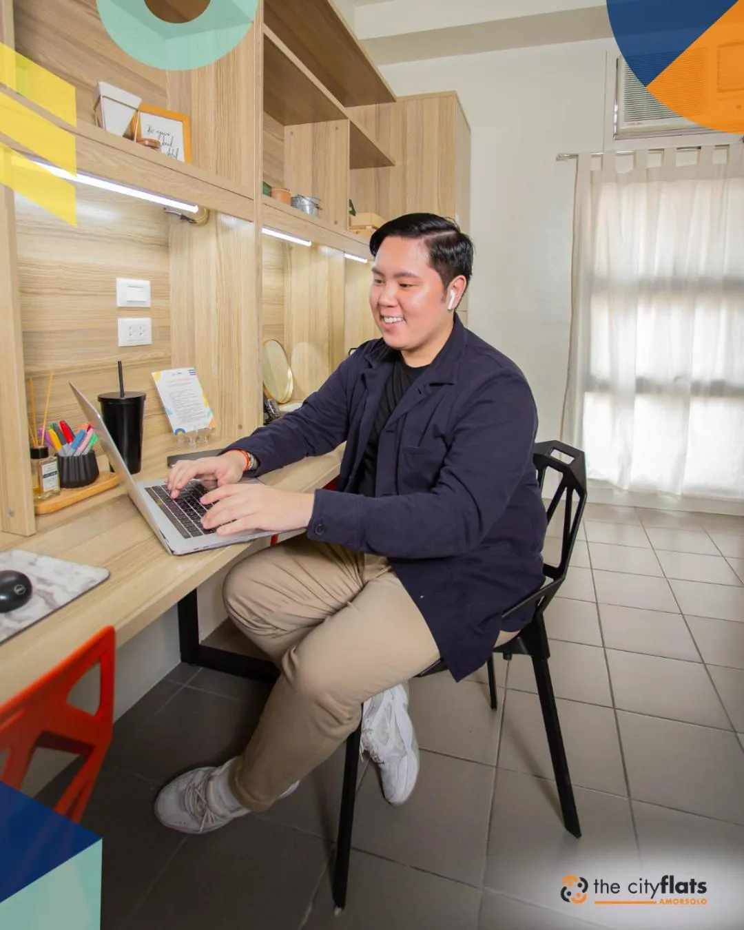 Seating area in The City Flats Amorsolo