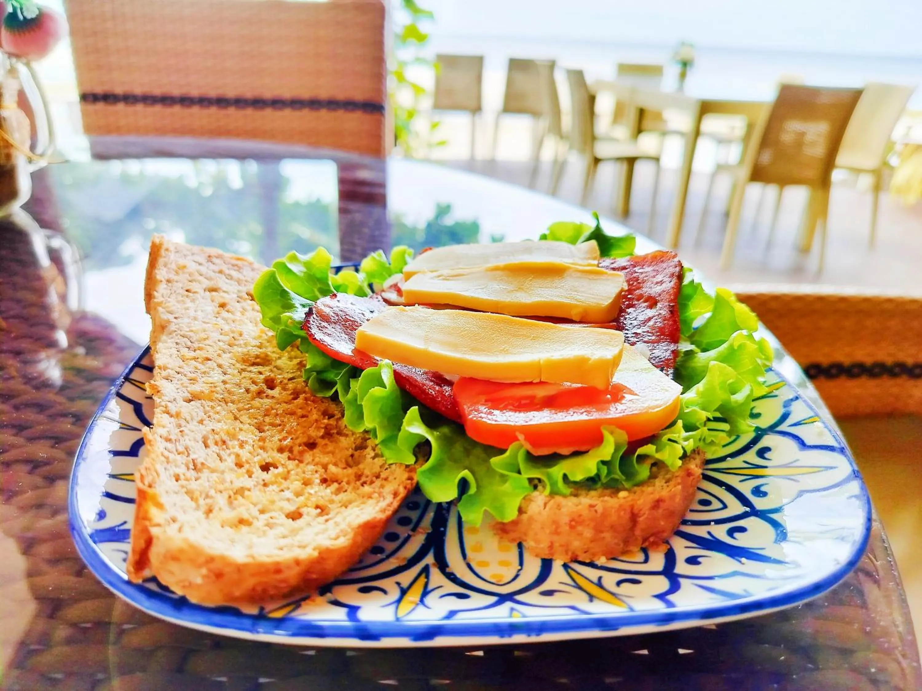 Restaurant/places to eat in Swakihan Guest House