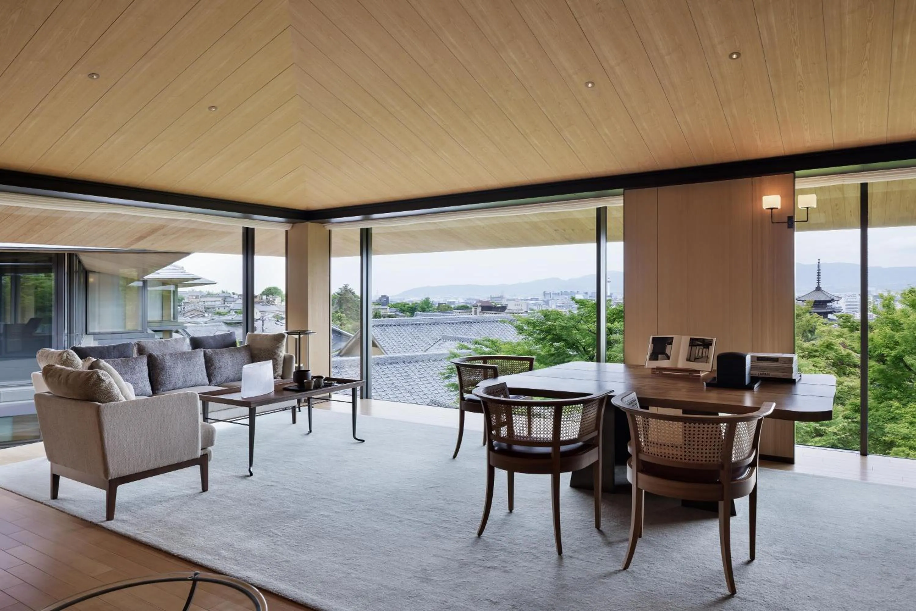 Photo of the whole room in Park Hyatt Kyoto