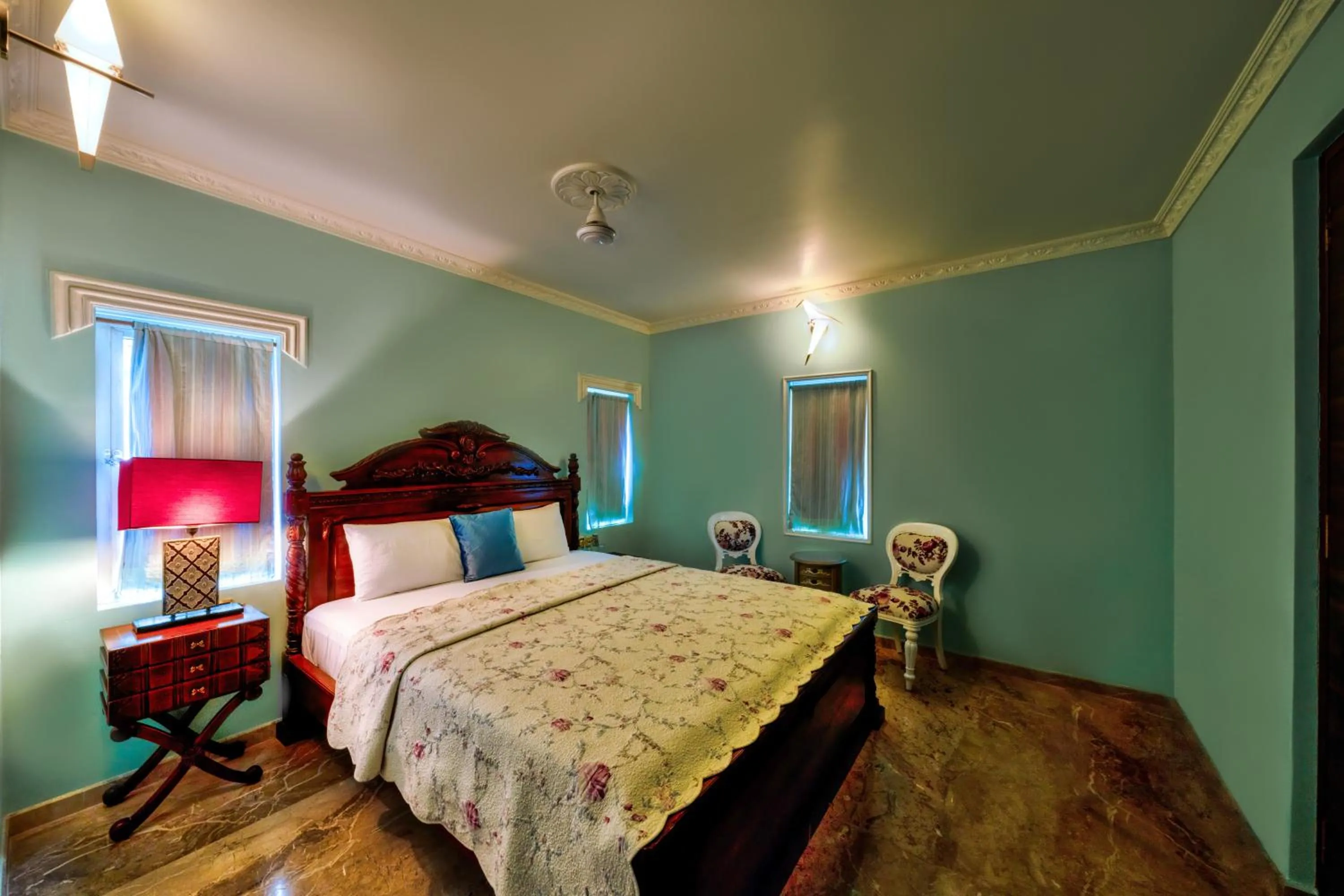 Bed in Clarks Exotica Island House, Portblair