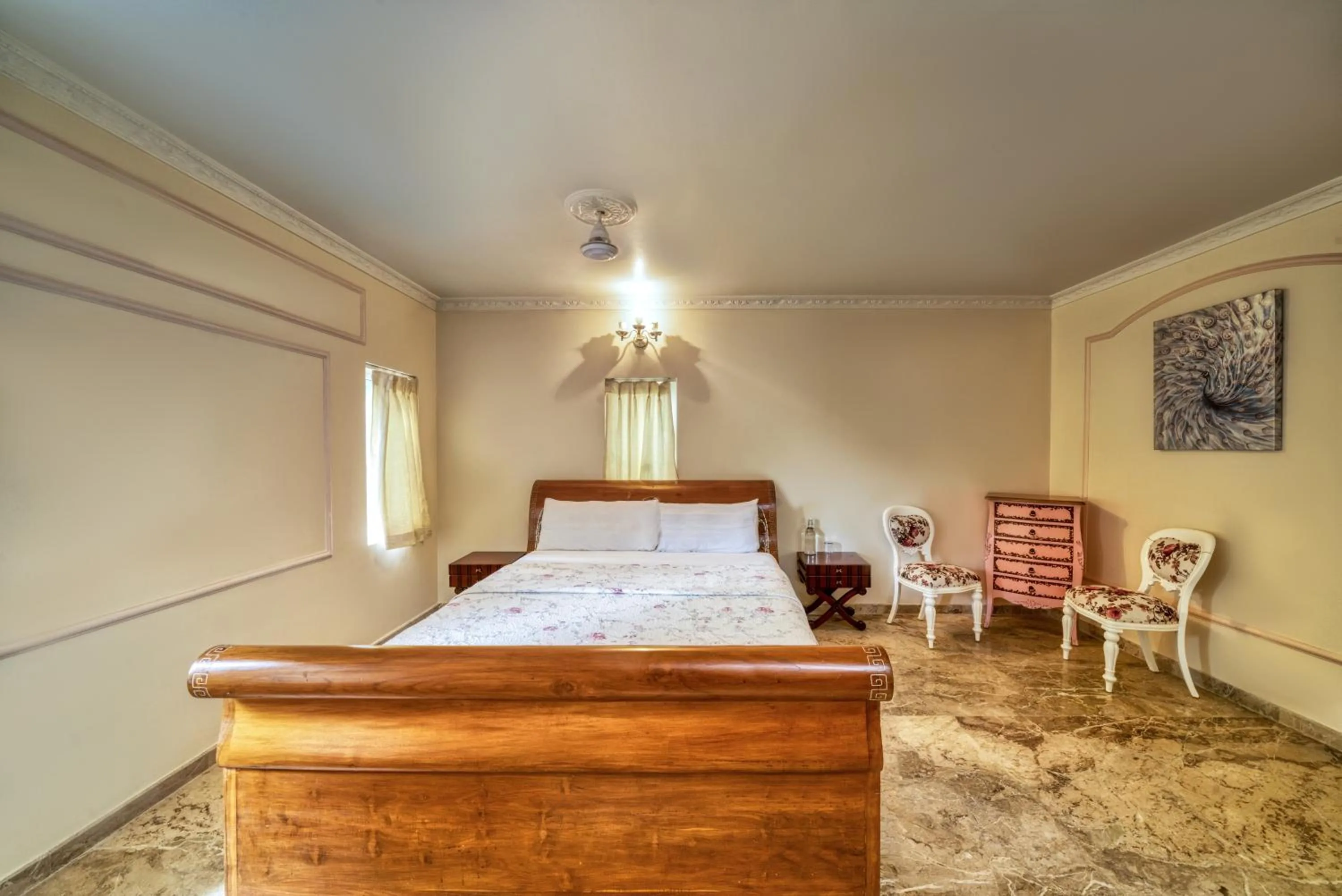 Bed in Clarks Exotica Island House, Portblair