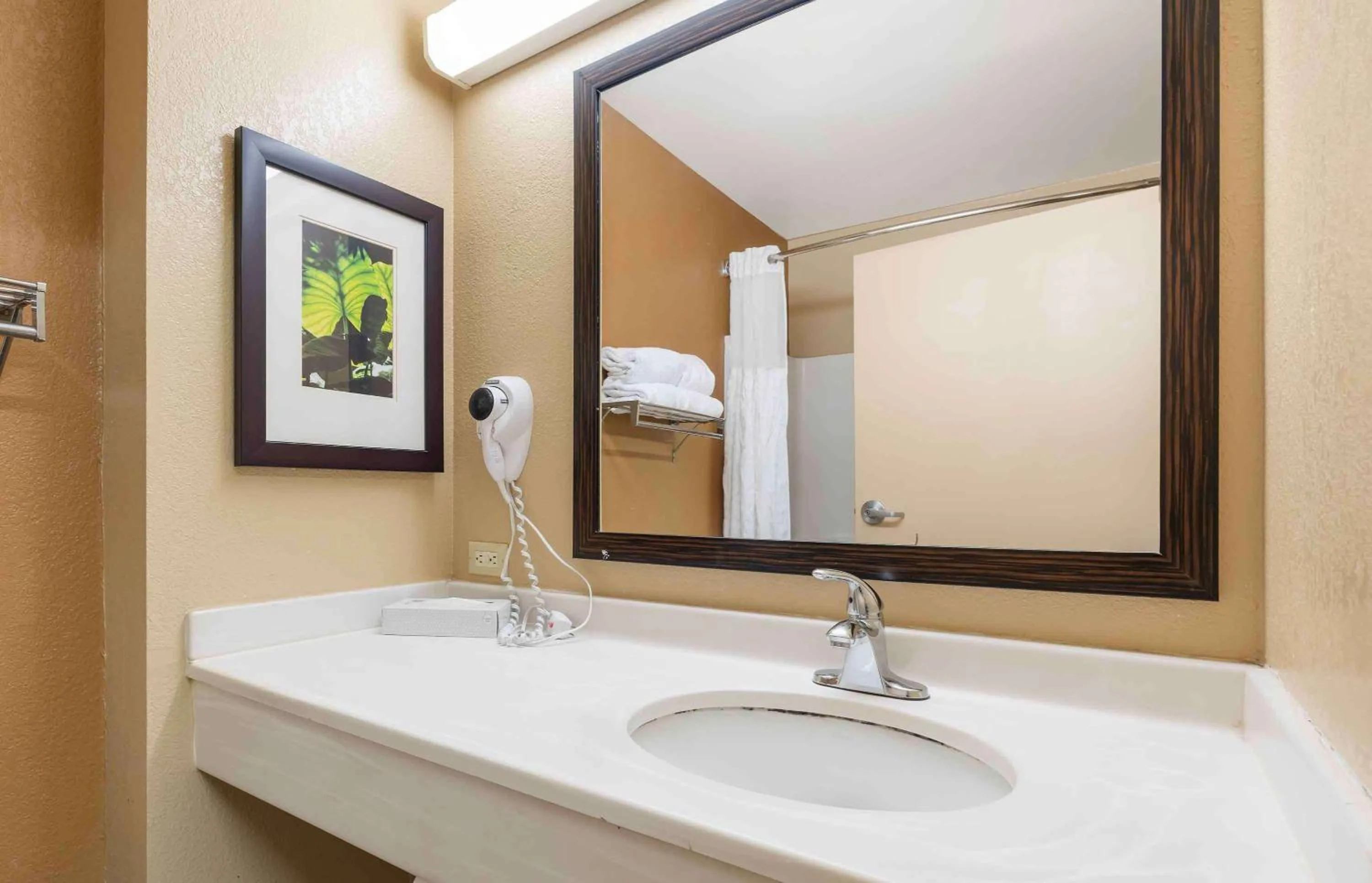Bathroom in Extended Stay America Suites - Washington, DC - Gaithersburg - North