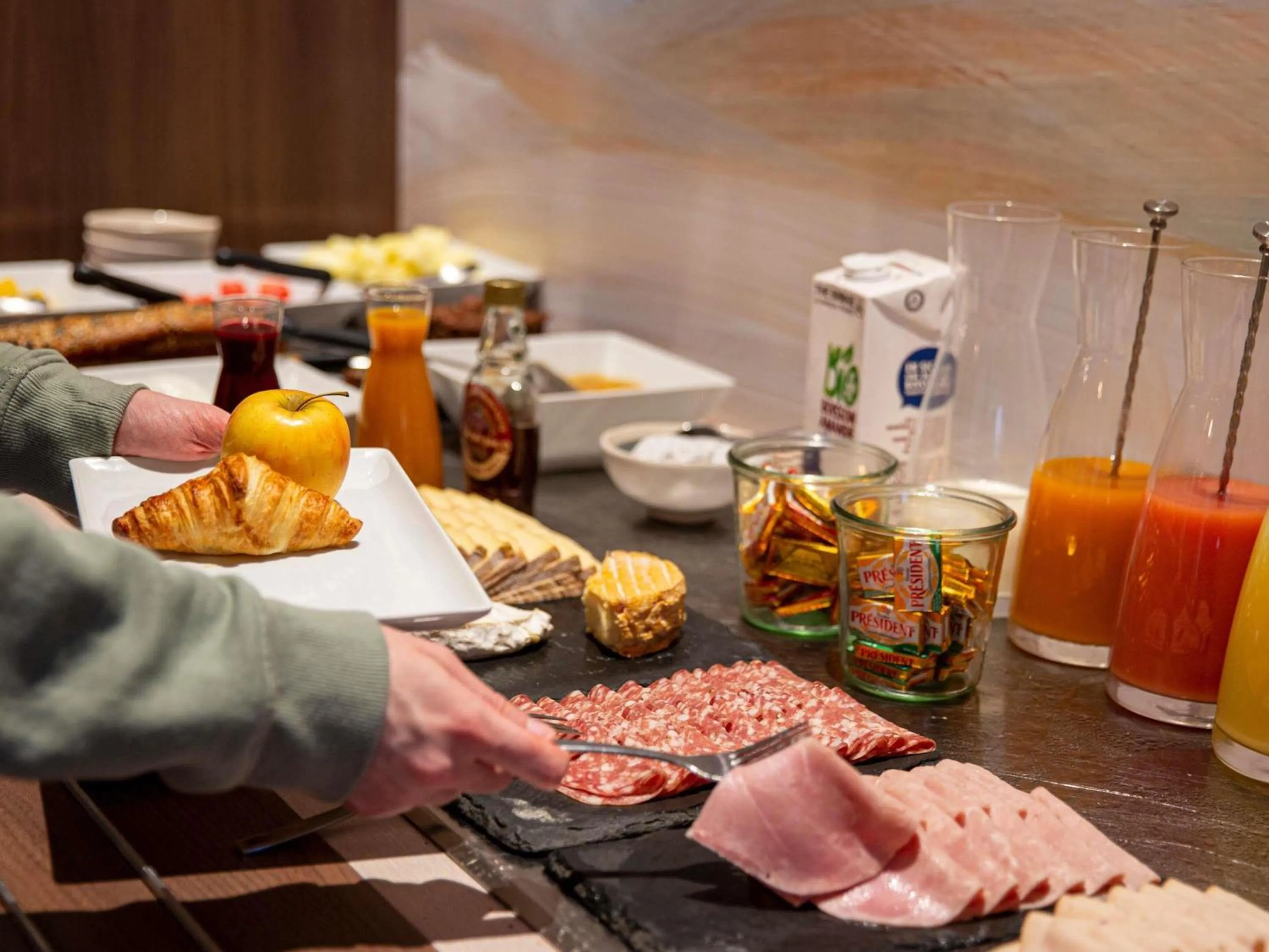 Breakfast in ibis Styles Honfleur Centre Historique