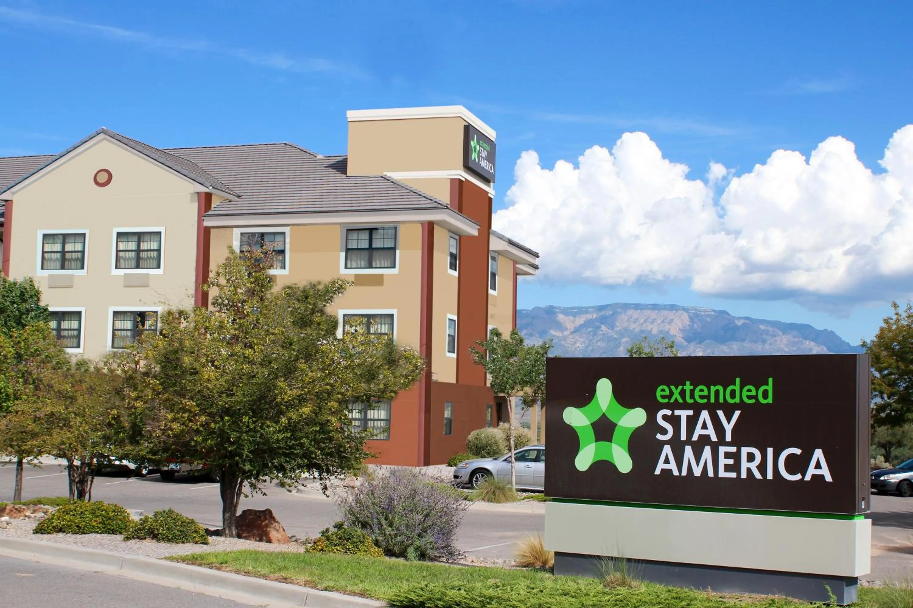 Property building in Extended Stay America Suites - Albuquerque - Rio Rancho