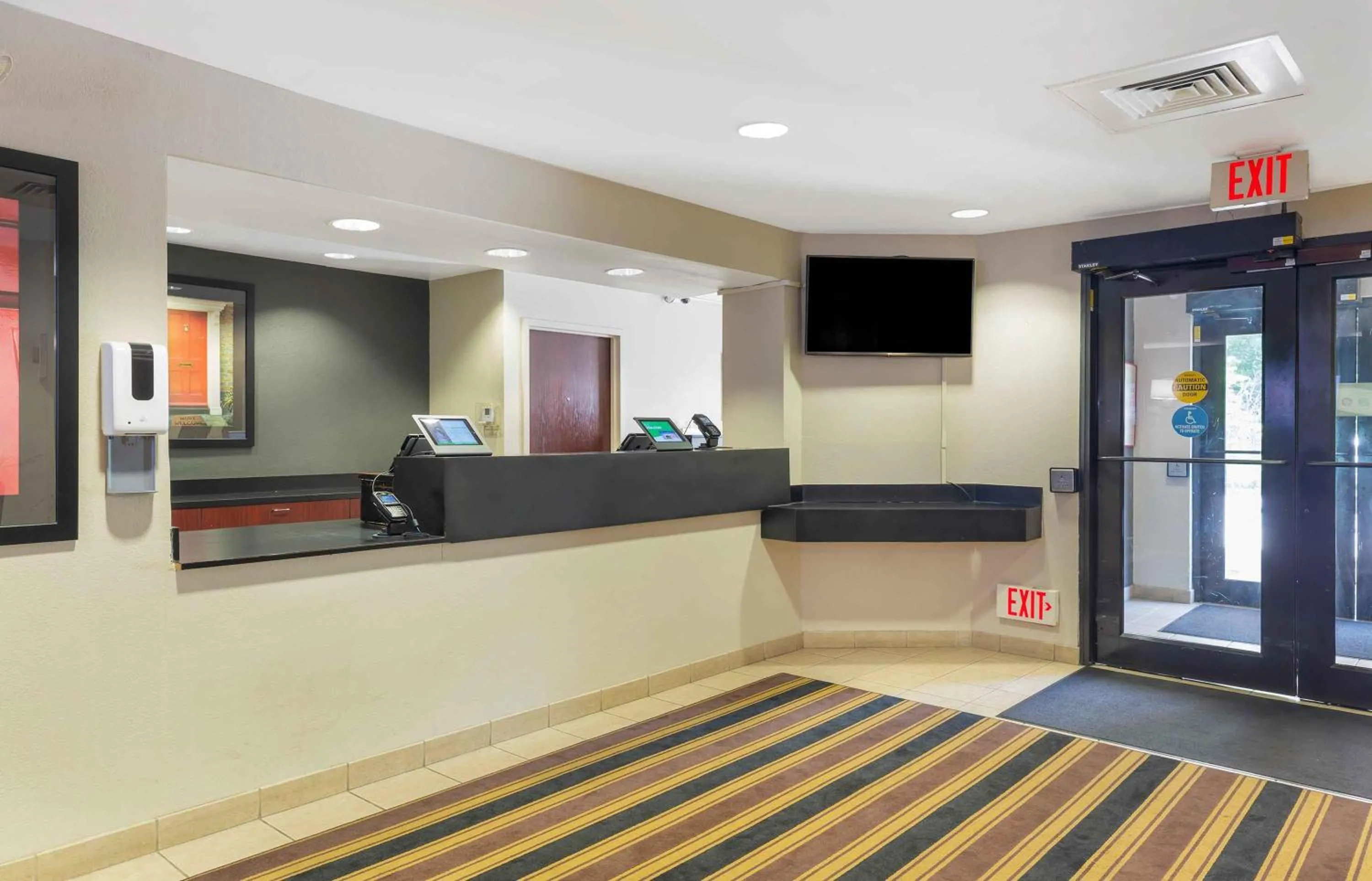 Lobby or reception in Extended Stay America Suites - Foxboro - Norton