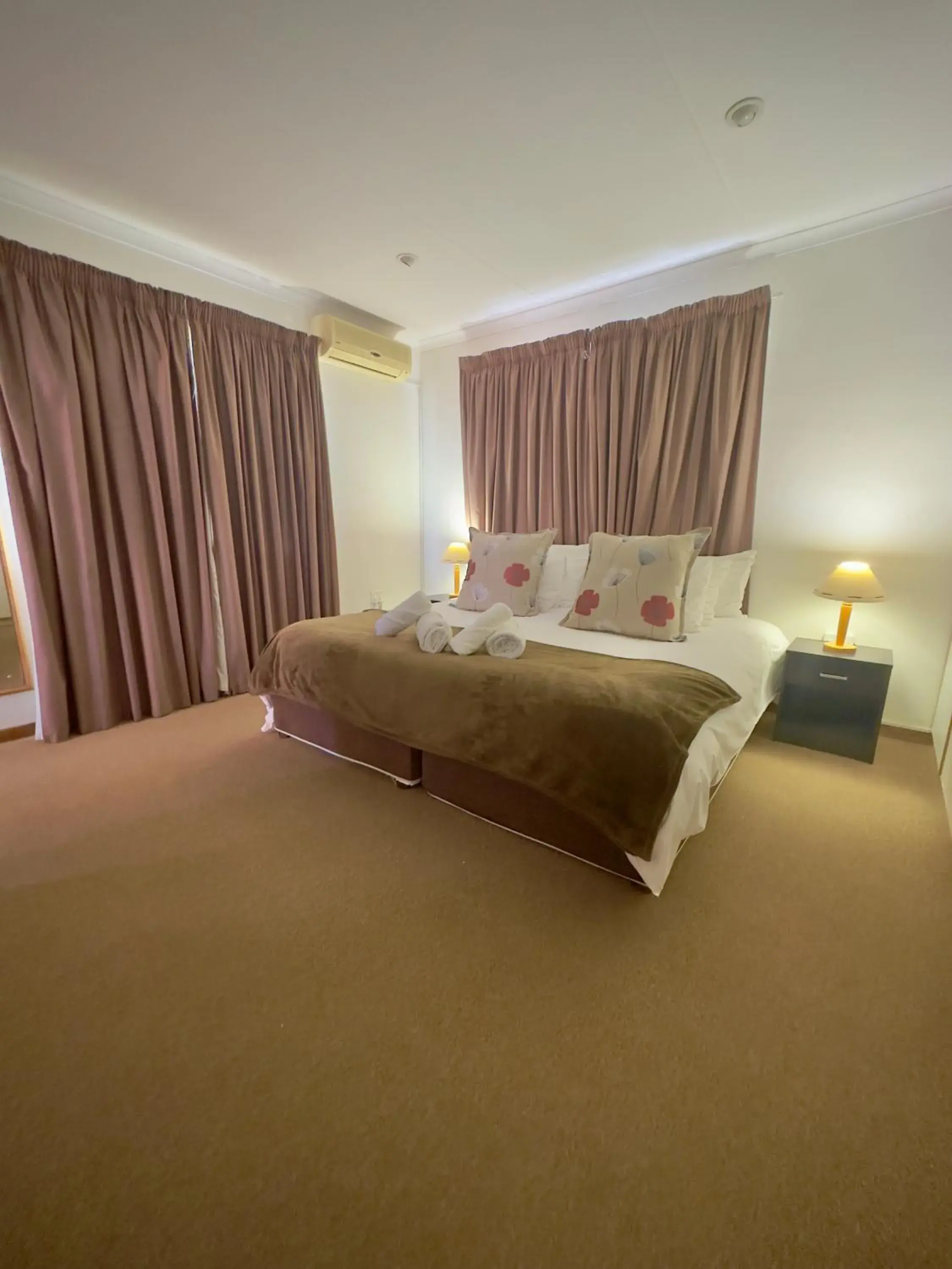 Family Room in Kliprand Guest House Family Room in Kliprand Guest House