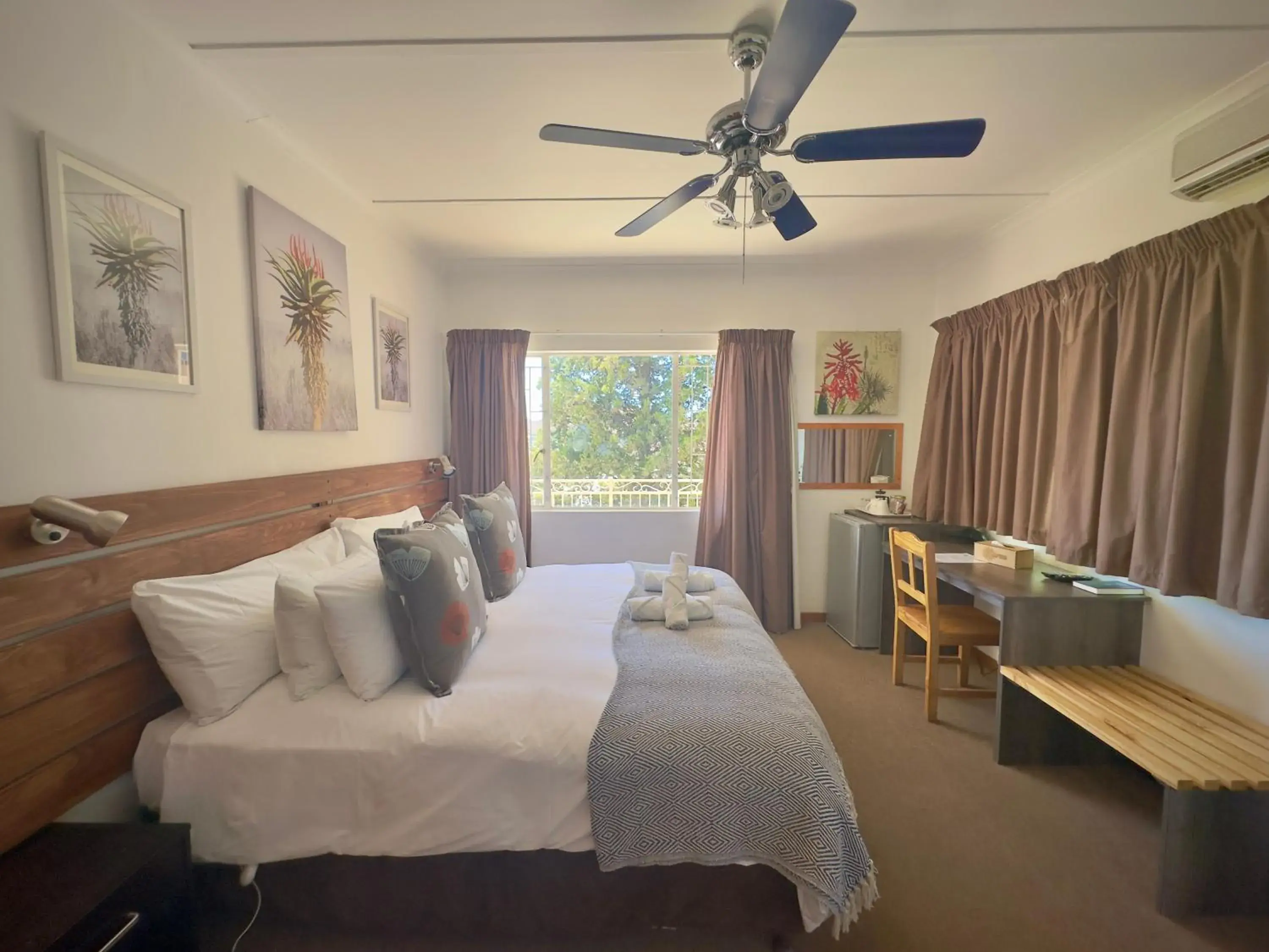 Standard Twin Room - single occupancy in Kliprand Guest House Standard Twin Room - single occupancy in Kliprand Guest House