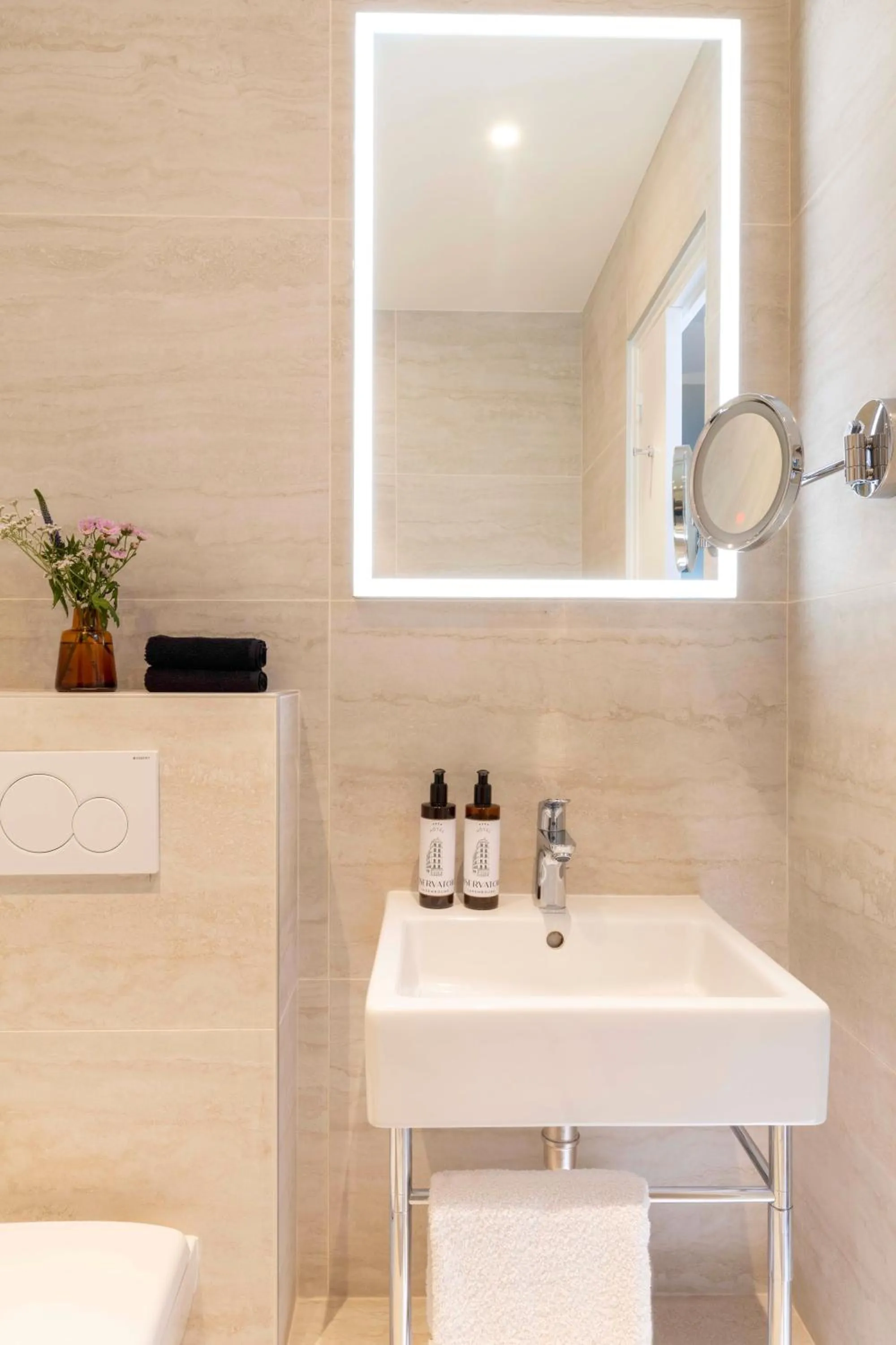 Bathroom in Hotel Observatoire Luxembourg