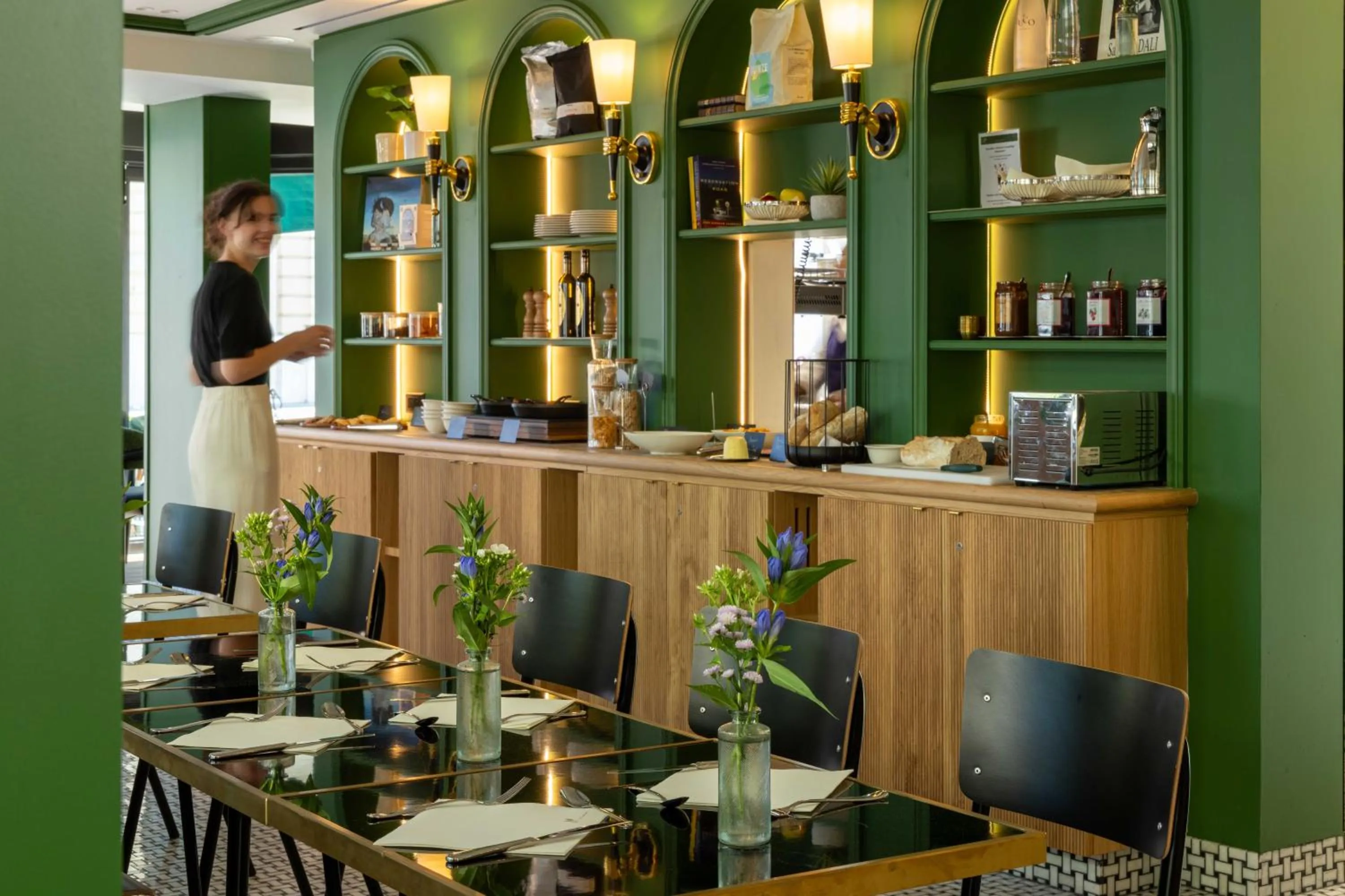 Restaurant/places to eat in Hotel Observatoire Luxembourg