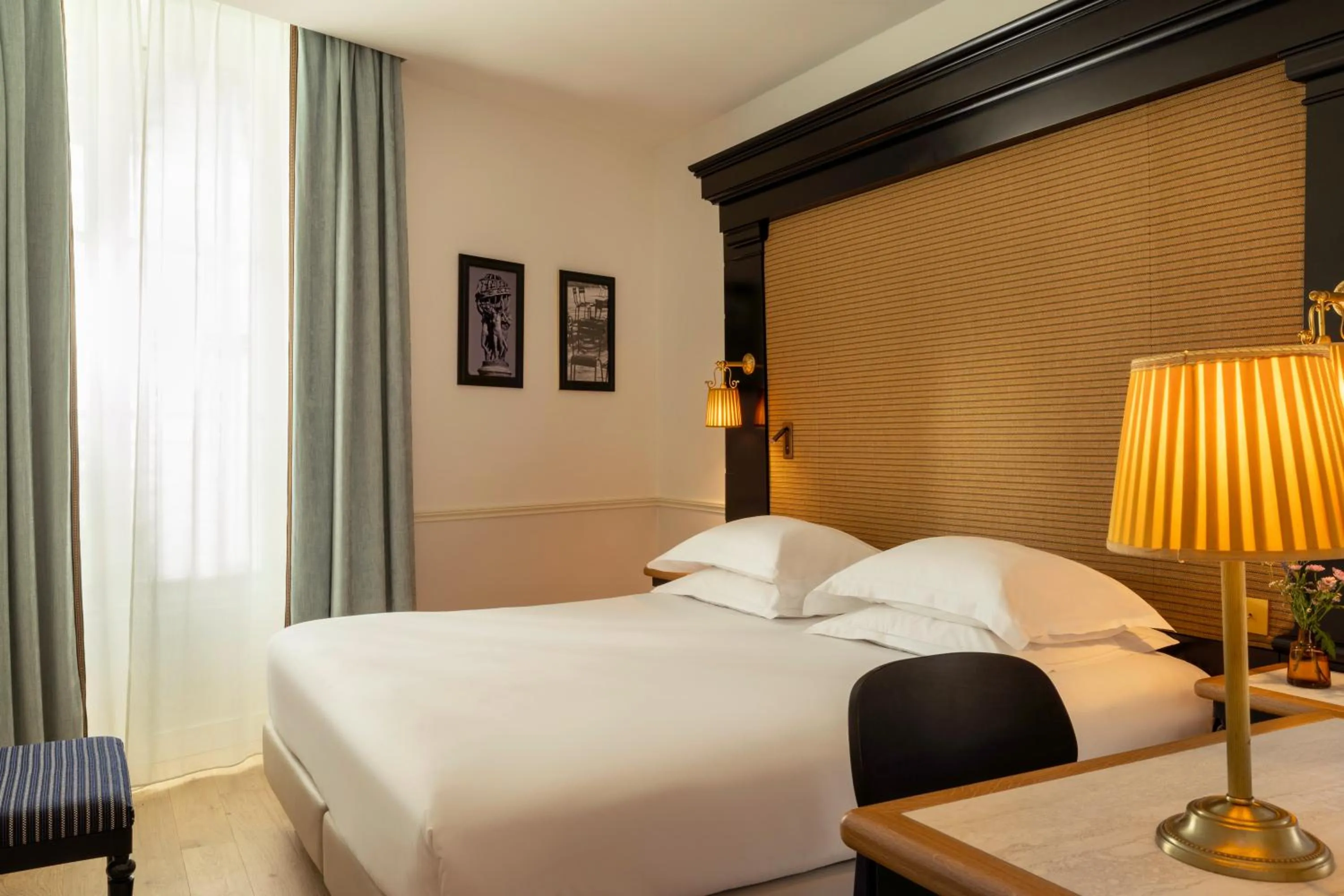 Bedroom, Bed in Hotel Observatoire Luxembourg