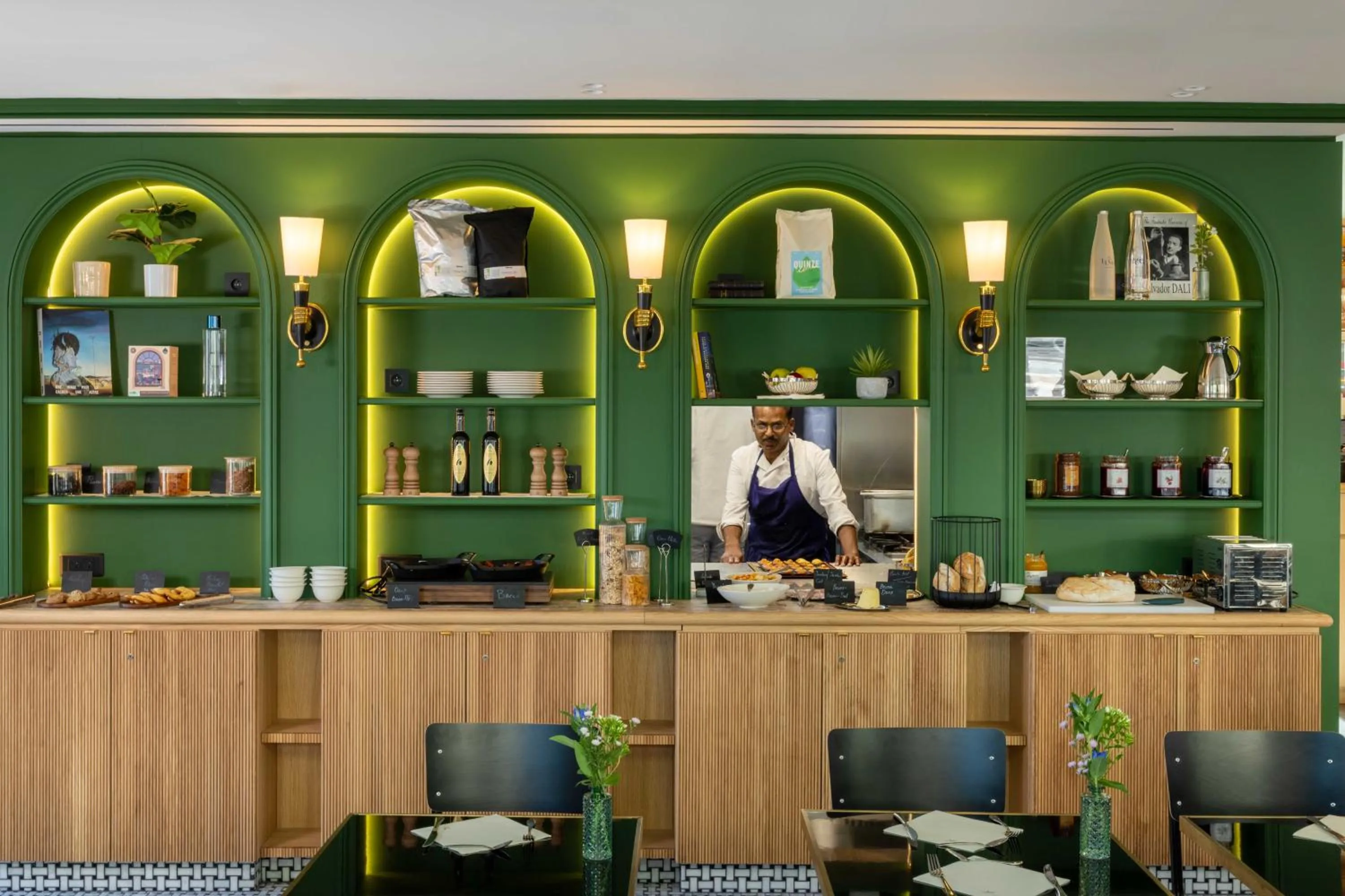 Restaurant/places to eat in Hotel Observatoire Luxembourg