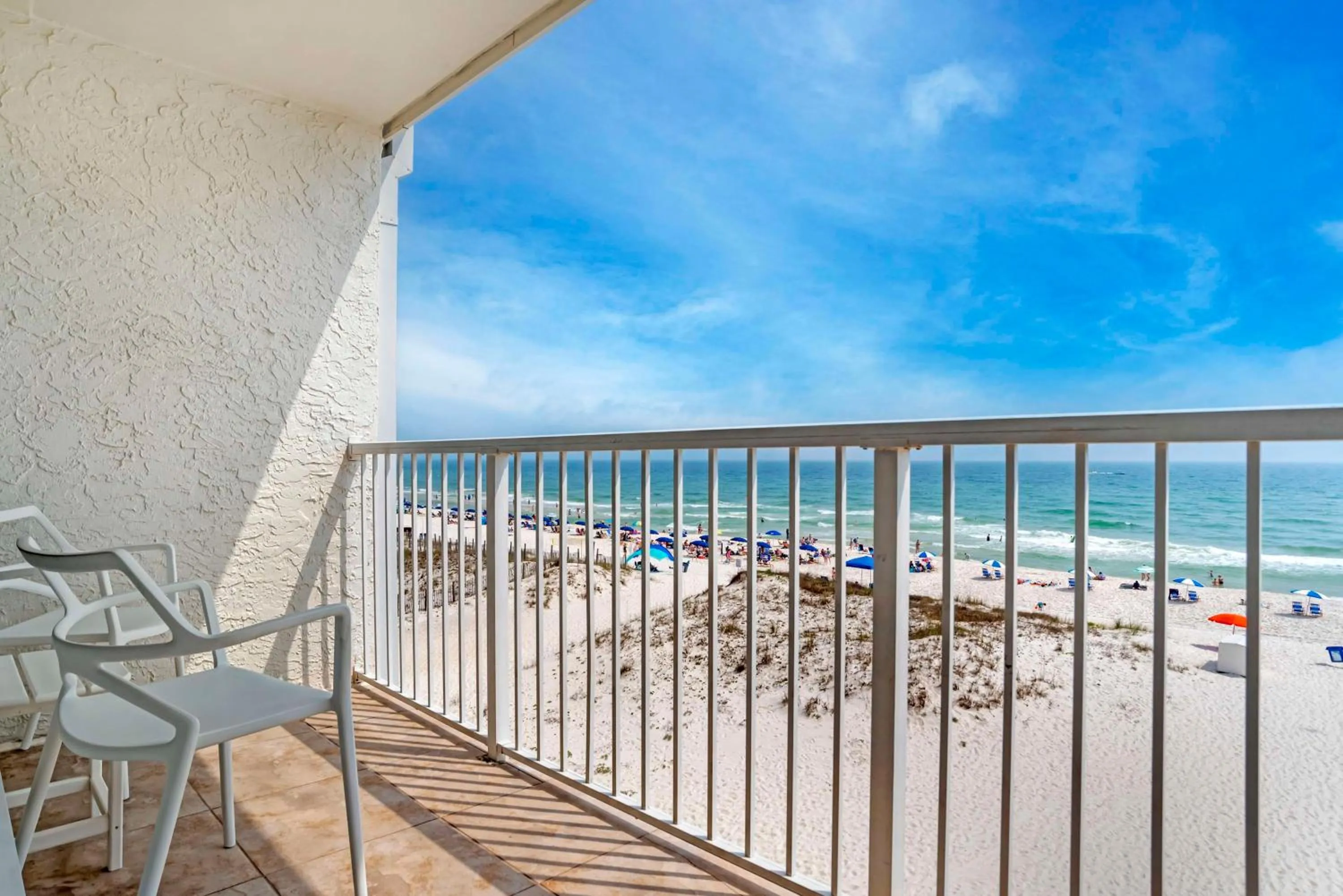 Bedroom in Best Western on the Beach