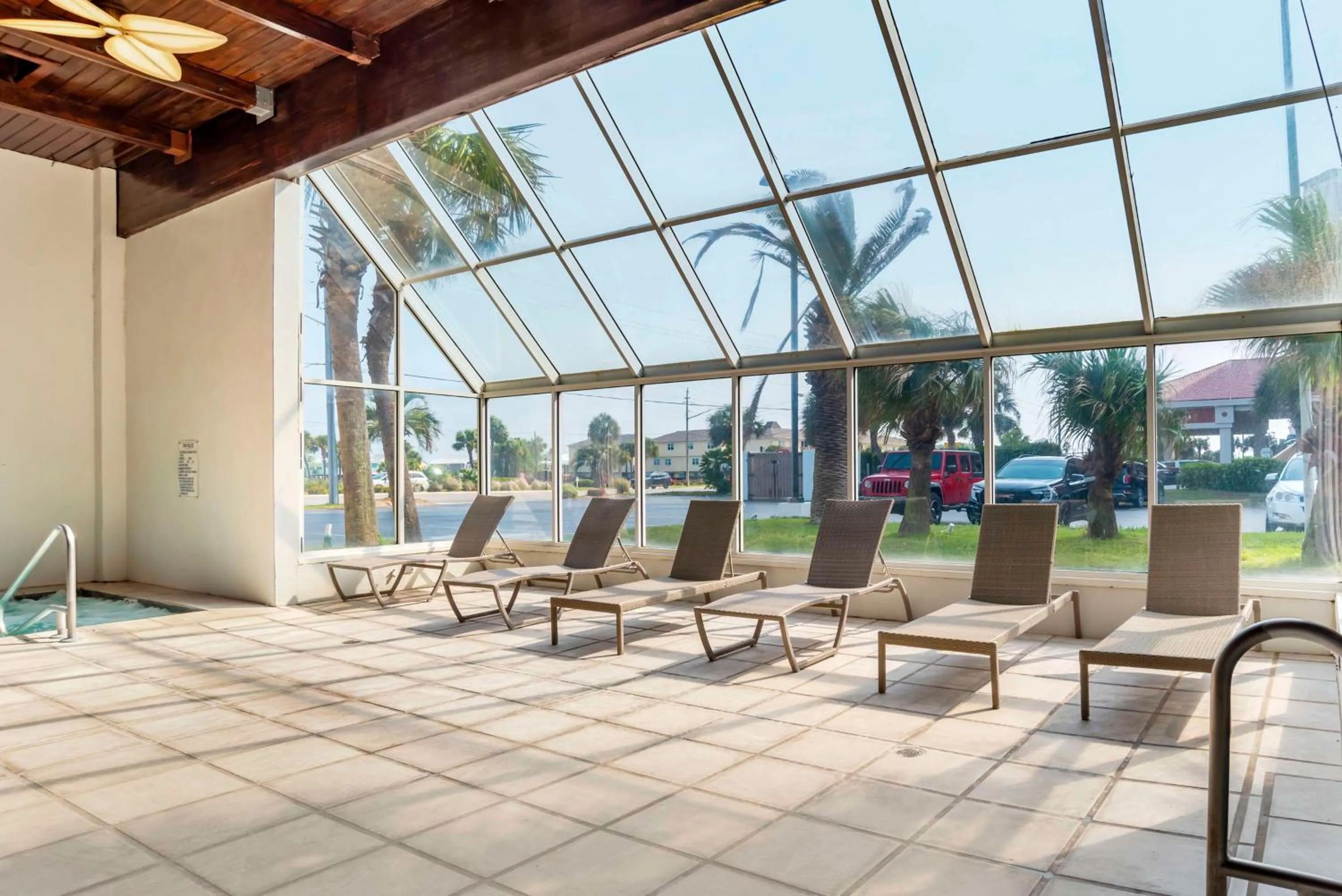 Pool view in Best Western on the Beach