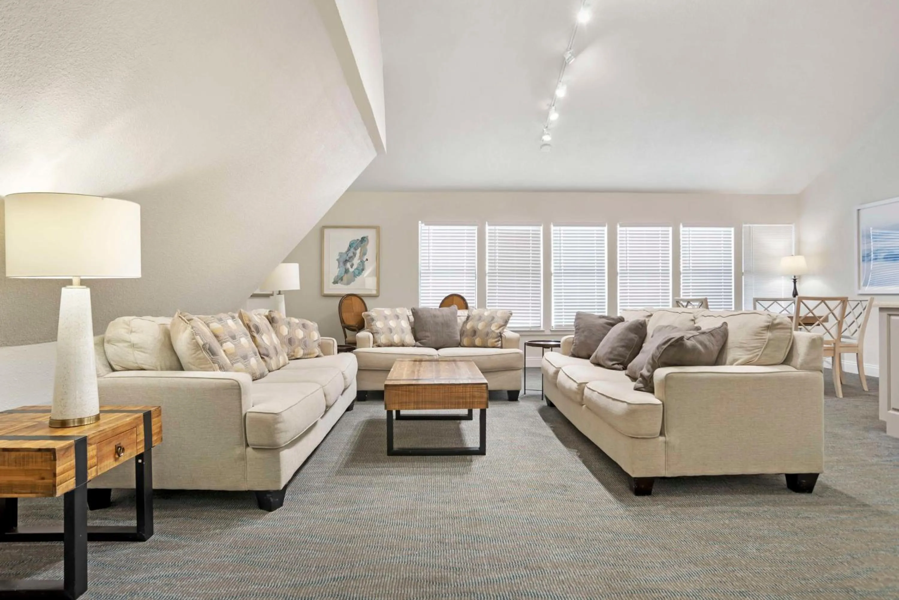 Bedroom in Best Western on the Beach