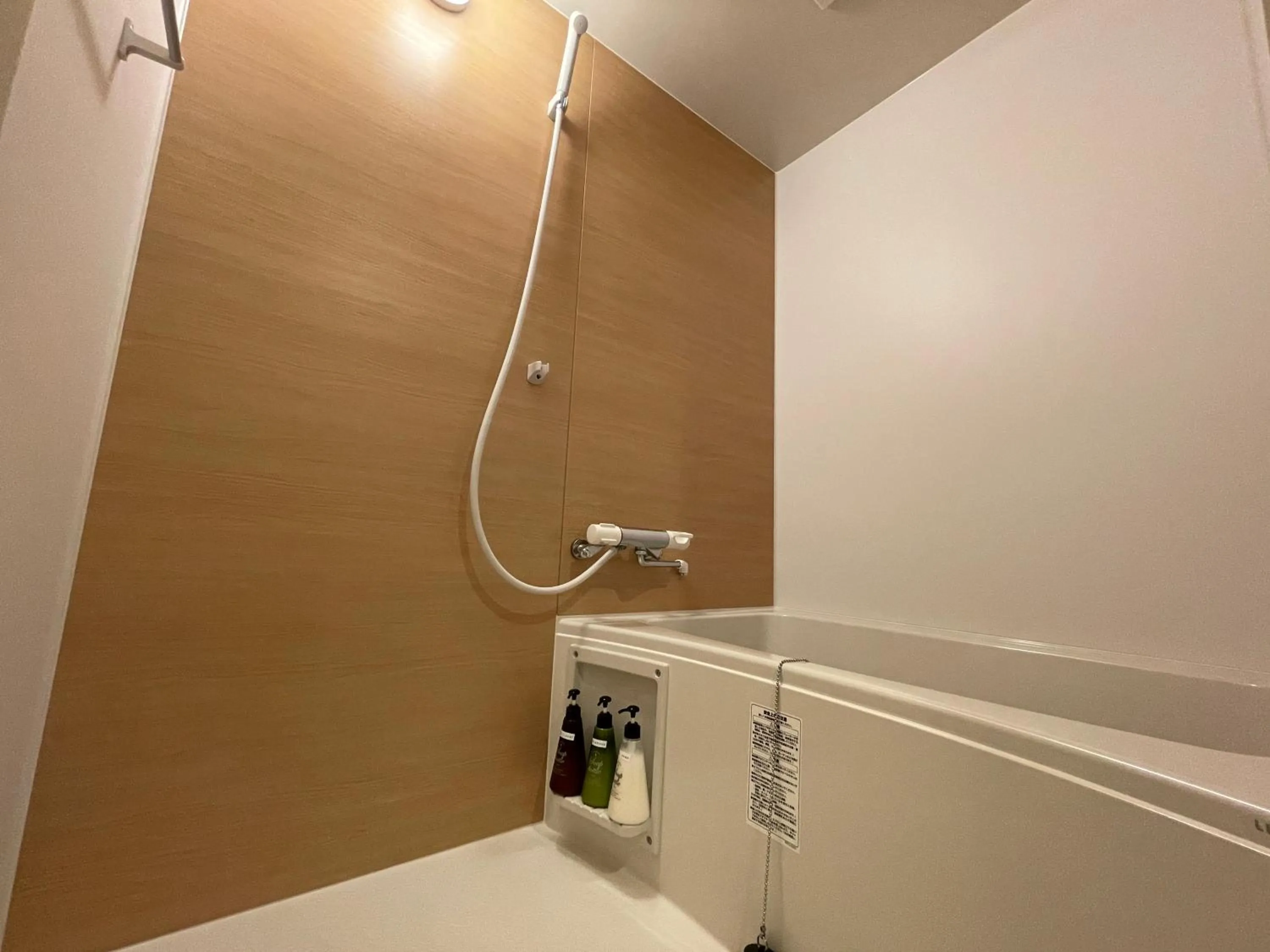 Shower in Guest House Laule'a Tennoji