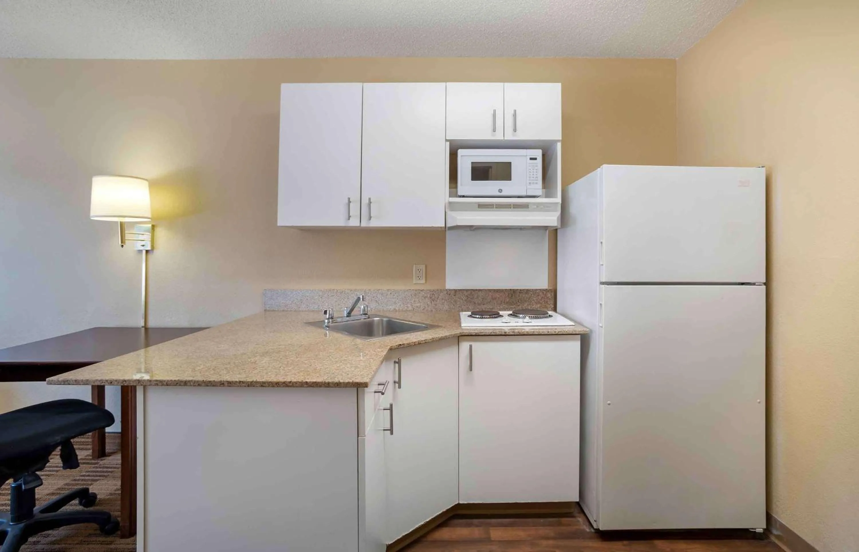 Bedroom in Extended Stay America Suites - Frederick - Westview Dr