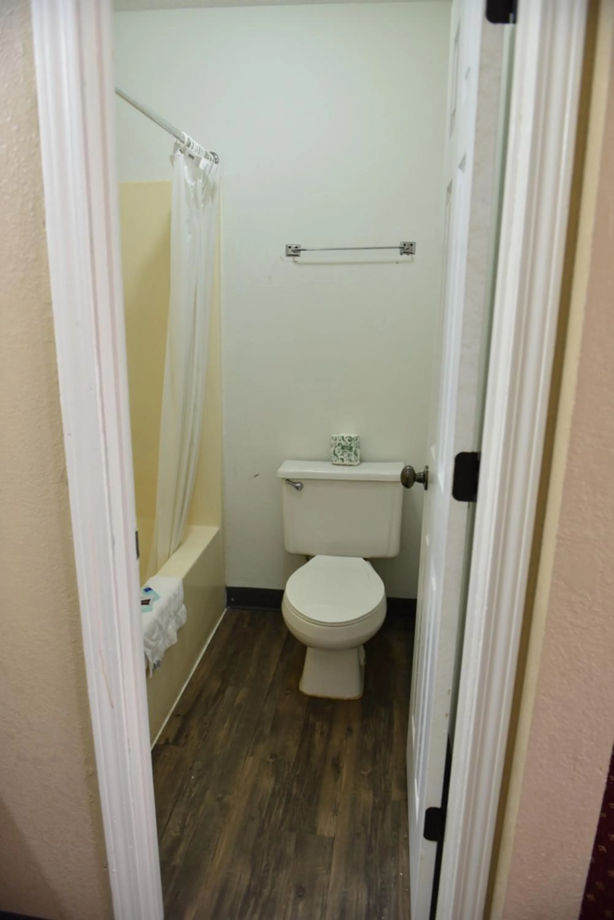 Bathroom in Knights Inn Merrillville