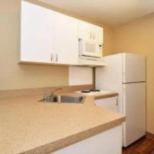 Kitchen or kitchenette in Suburban Studios Exton - Philadelphia Great Valley