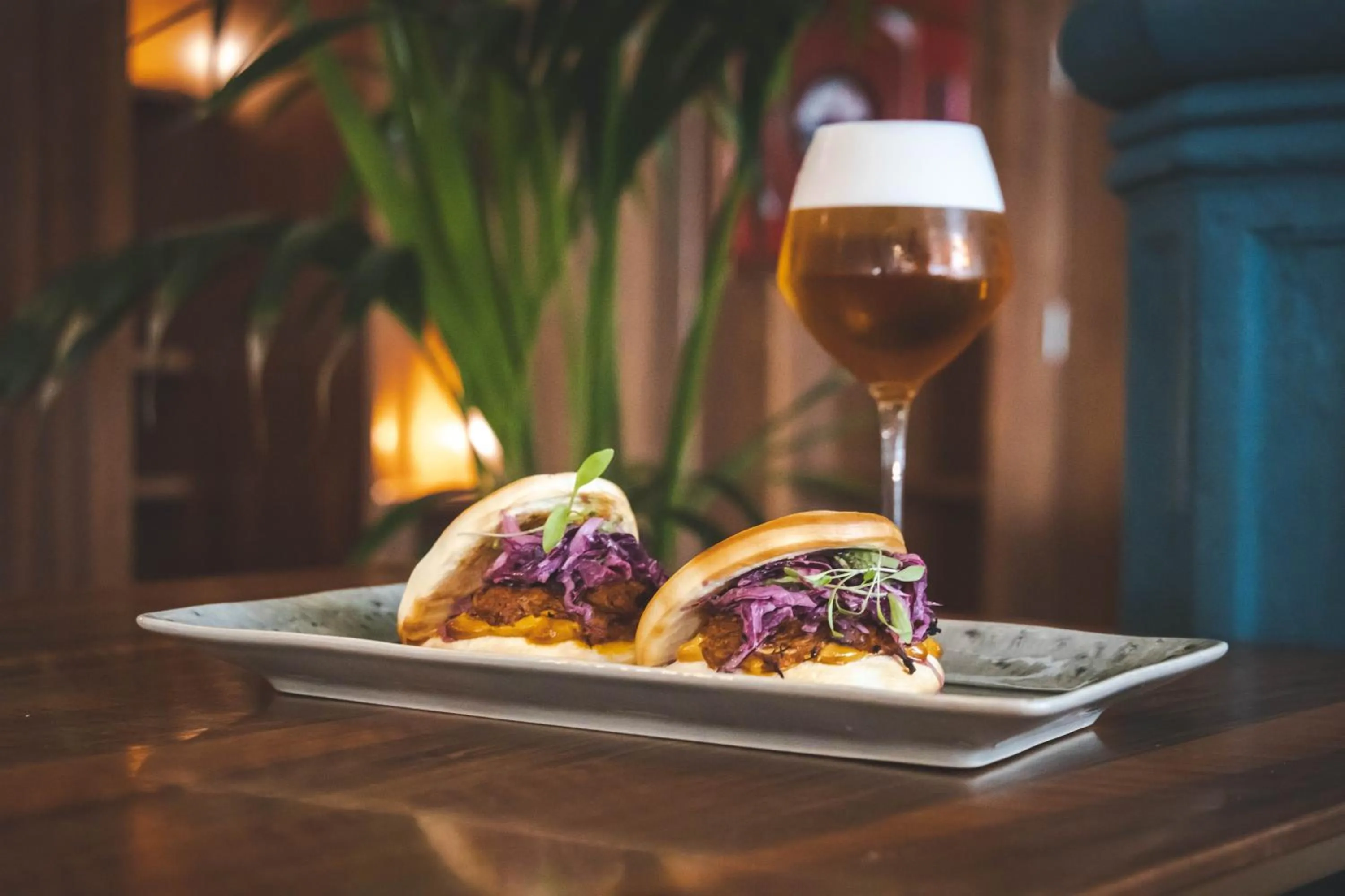 Restaurant/places to eat in Room Mate Collection Helen Berger