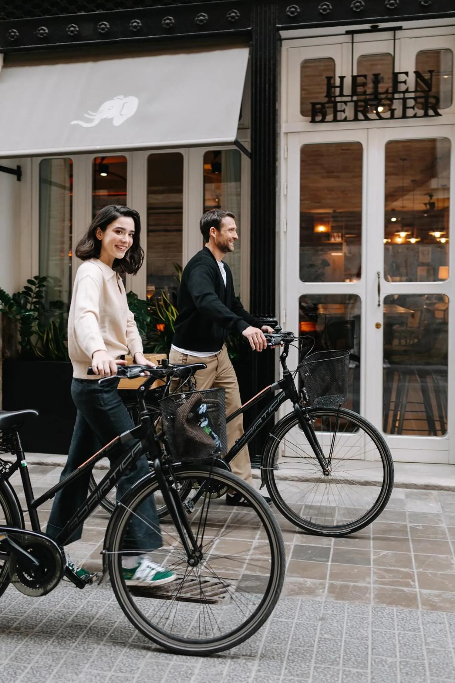 Cycling in Room Mate Collection Helen Berger