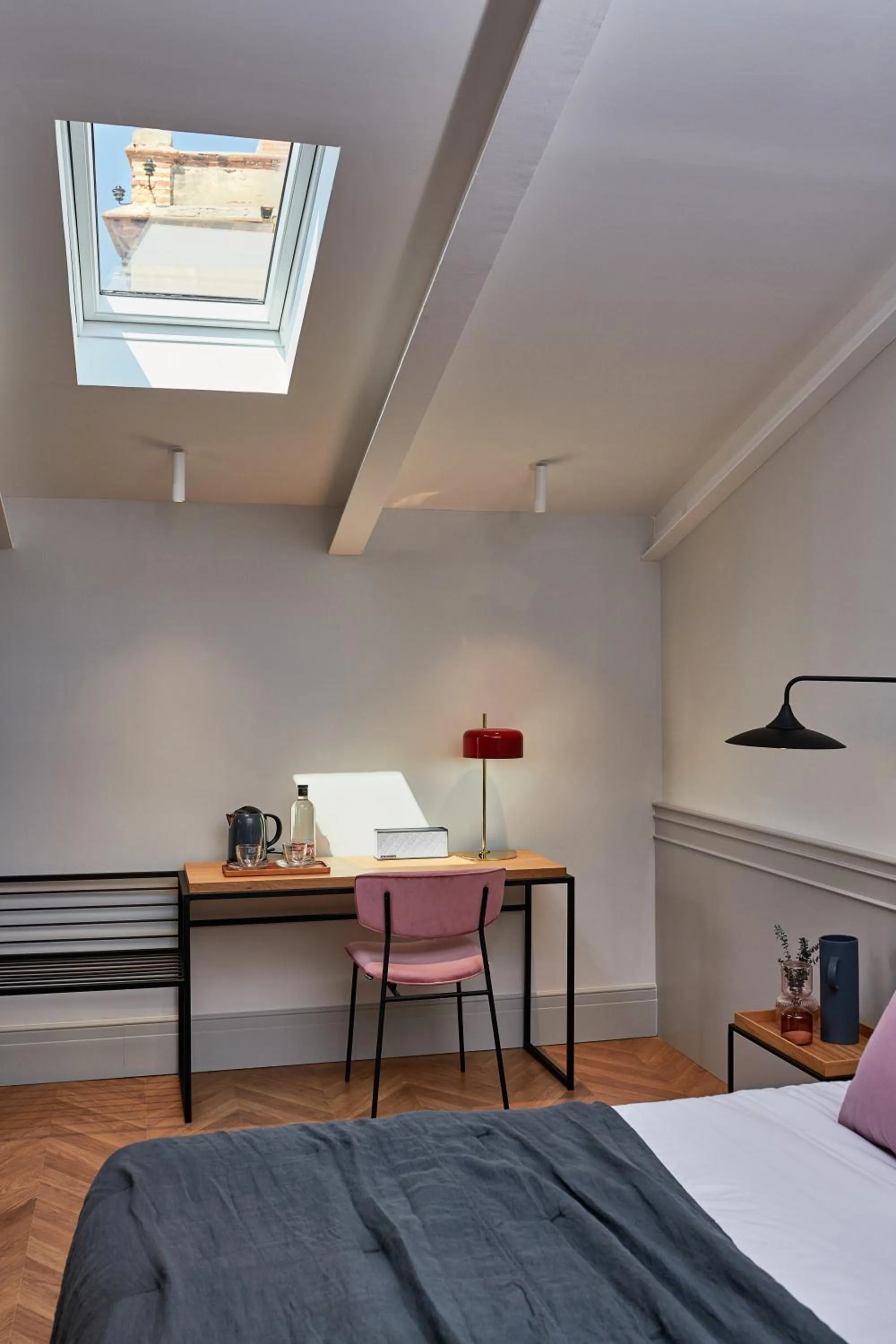 Bed in Room Mate Collection Helen Berger