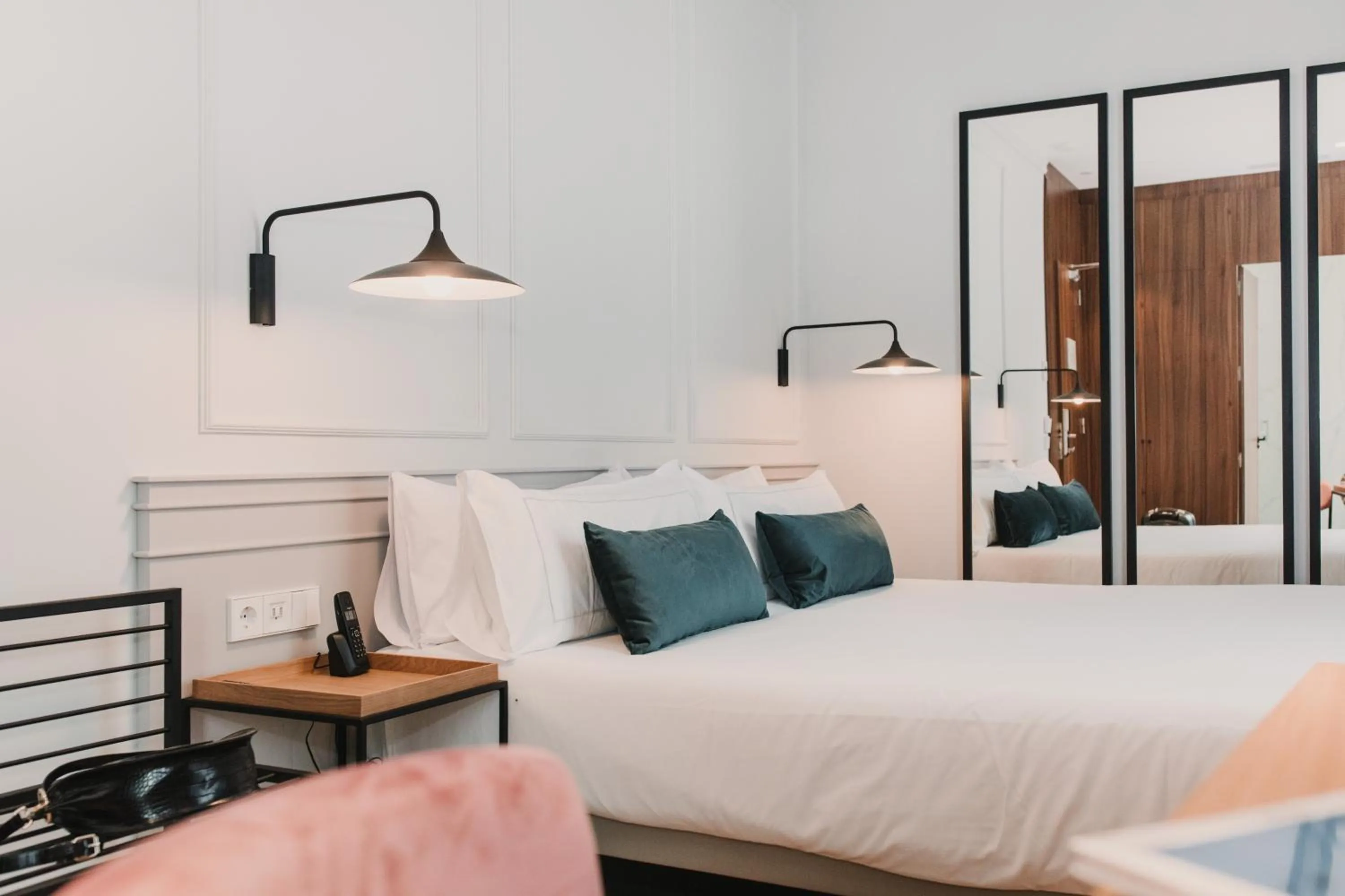 Bed in Room Mate Collection Helen Berger