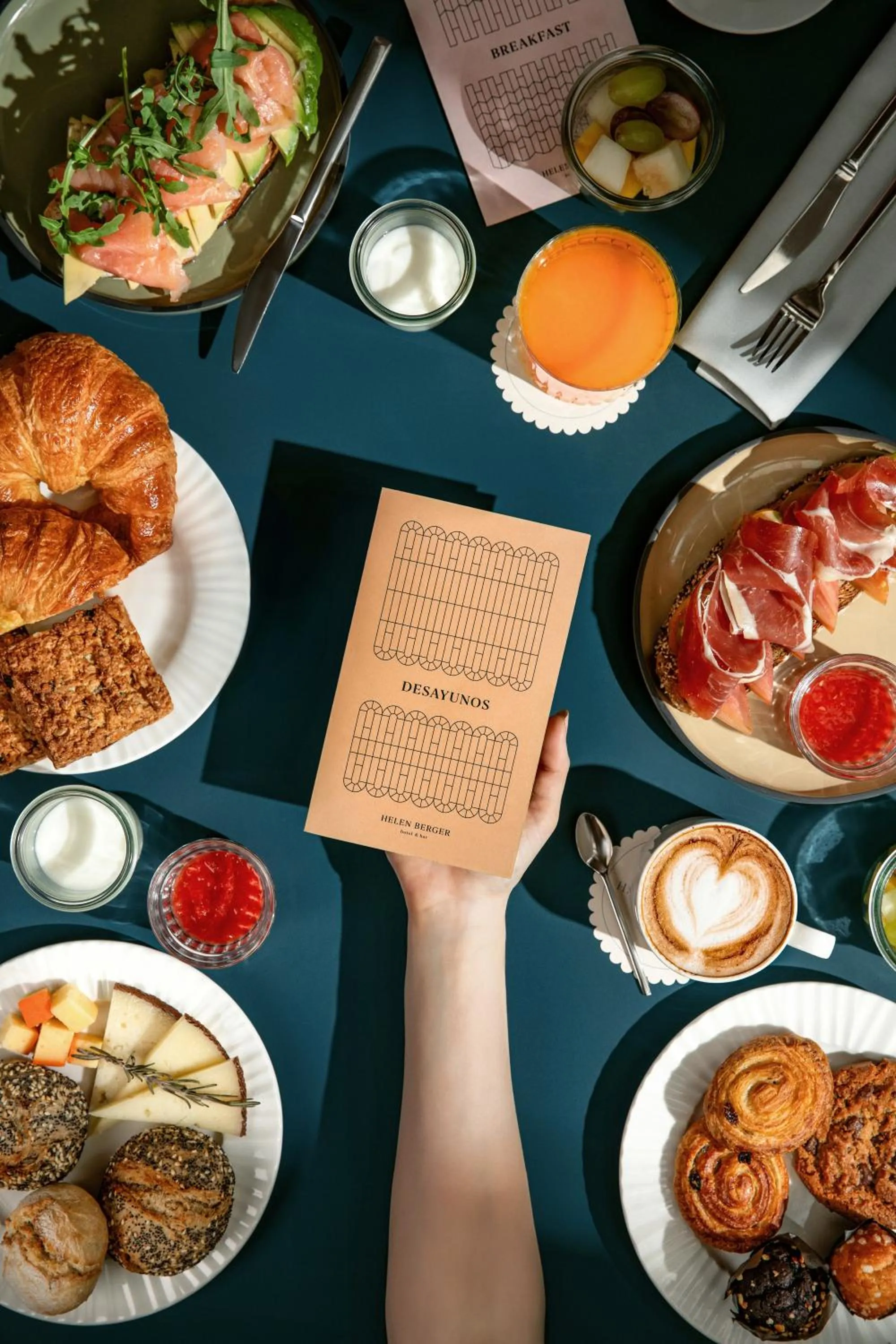 Breakfast in Room Mate Collection Helen Berger