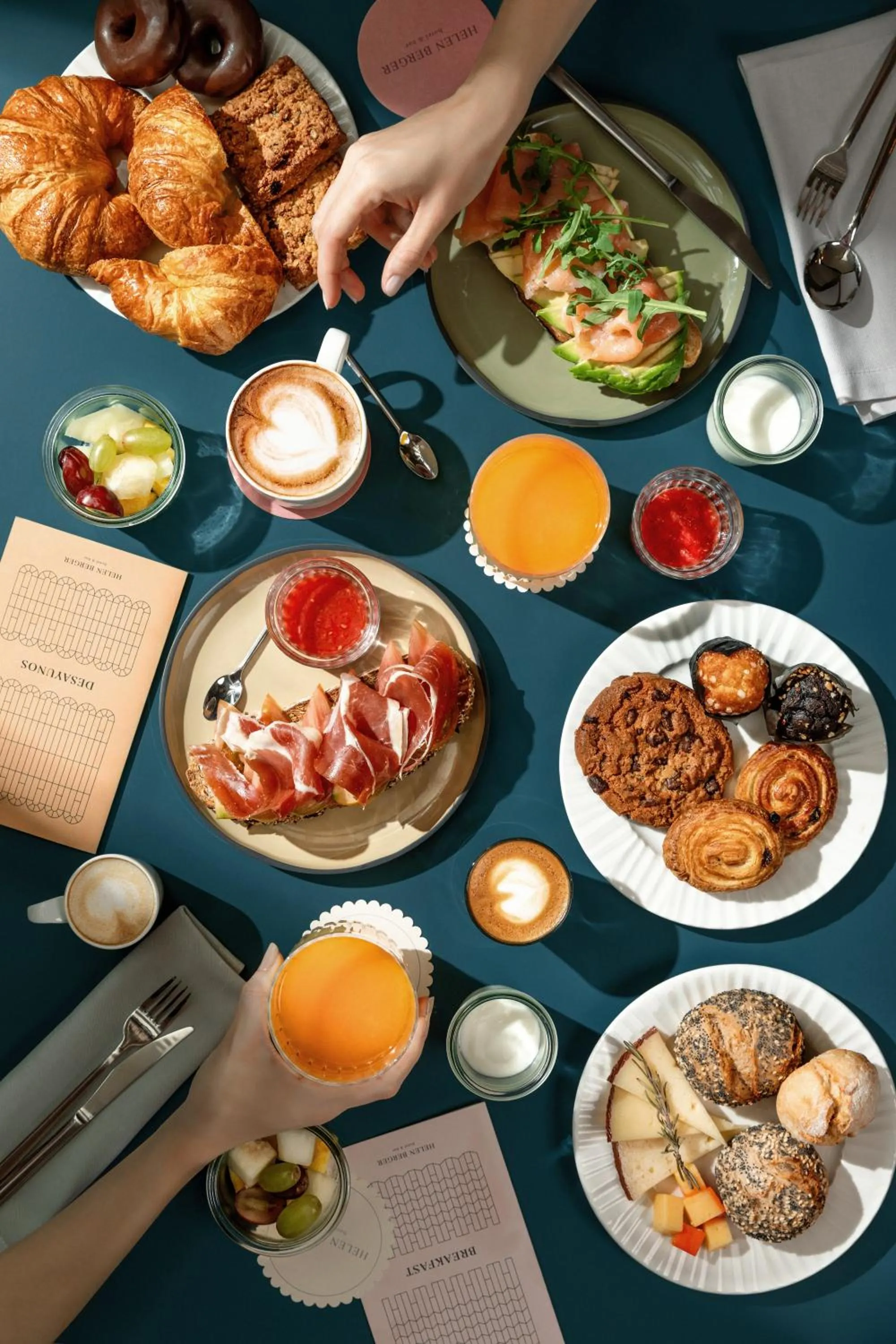 Restaurant/places to eat in Room Mate Collection Helen Berger