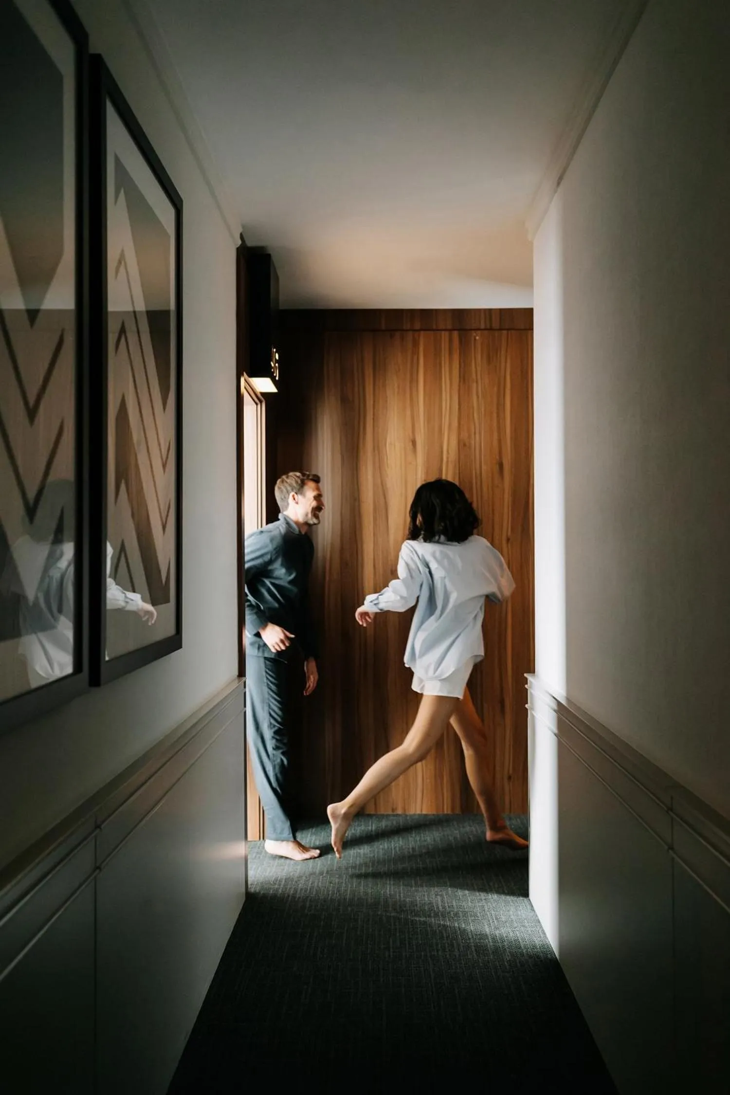 Guests in Room Mate Collection Helen Berger