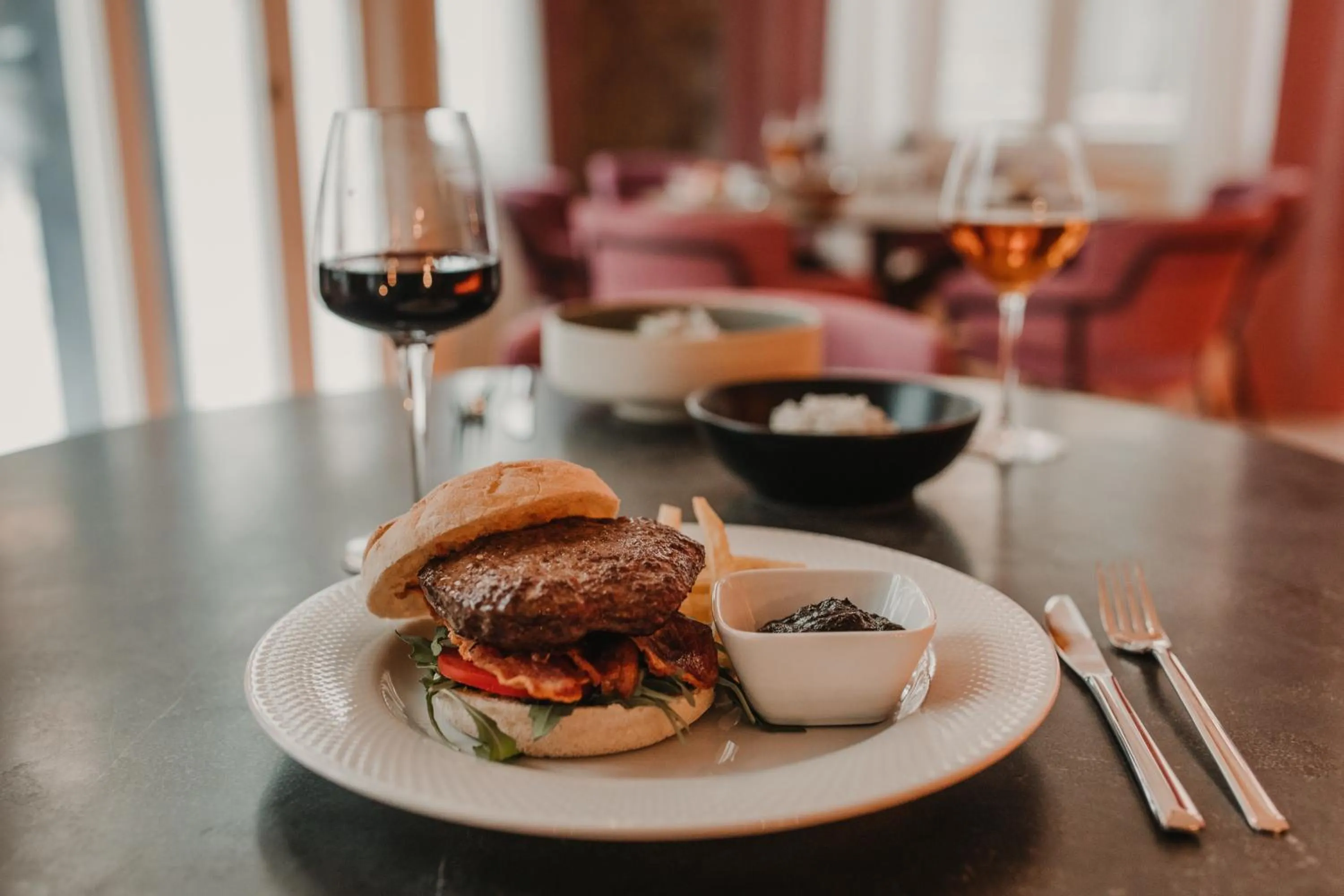 Restaurant/places to eat in Room Mate Collection Helen Berger