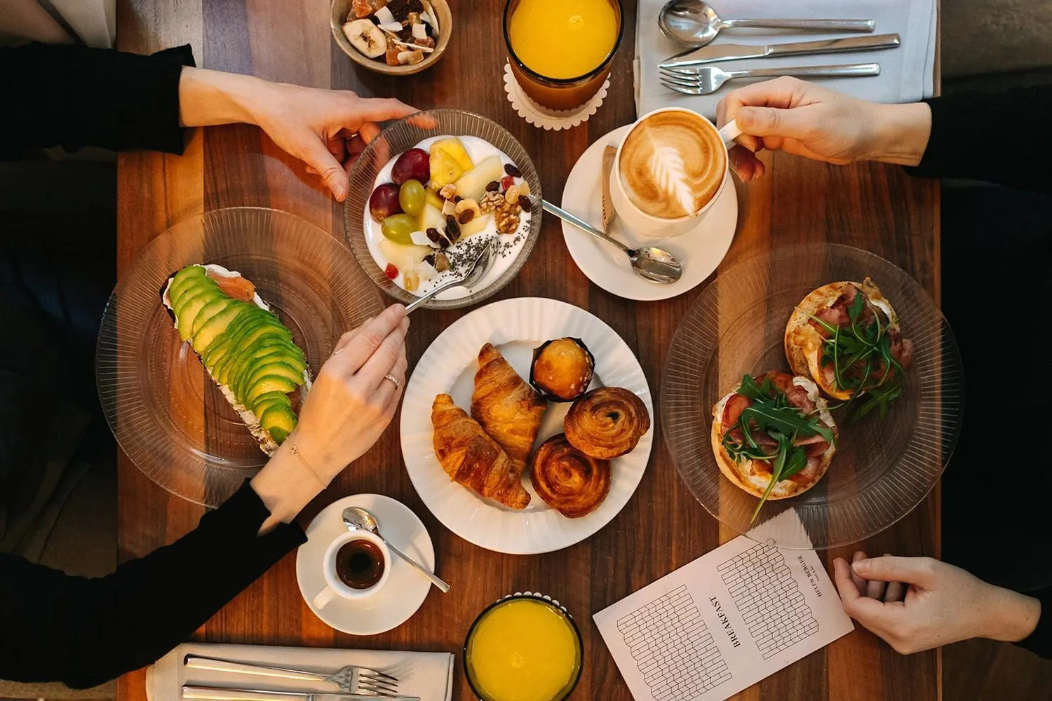 Restaurant/places to eat in Room Mate Collection Helen Berger