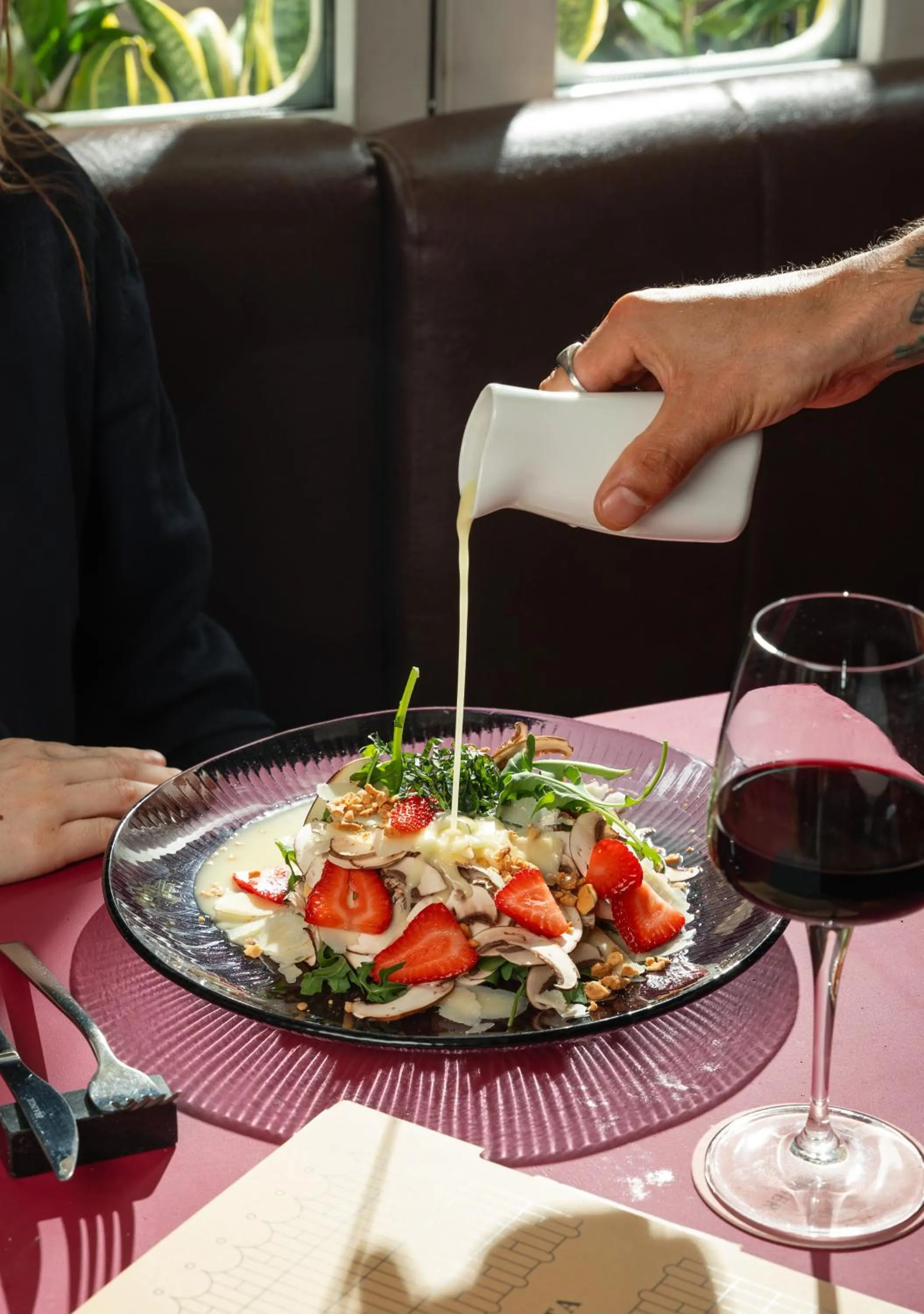 Restaurant/places to eat in Room Mate Collection Helen Berger