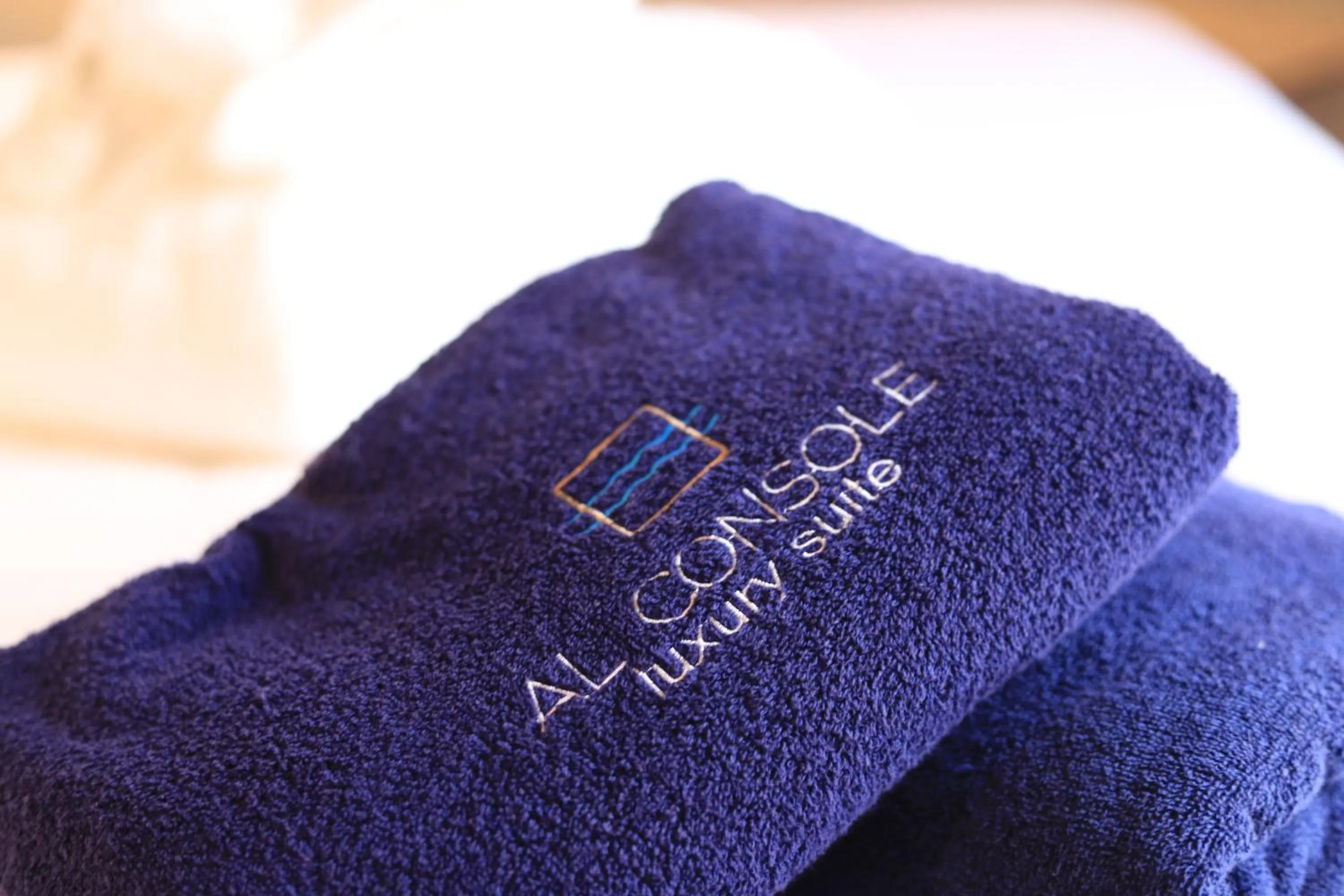 AL CONSOLE LUXURY SUITE