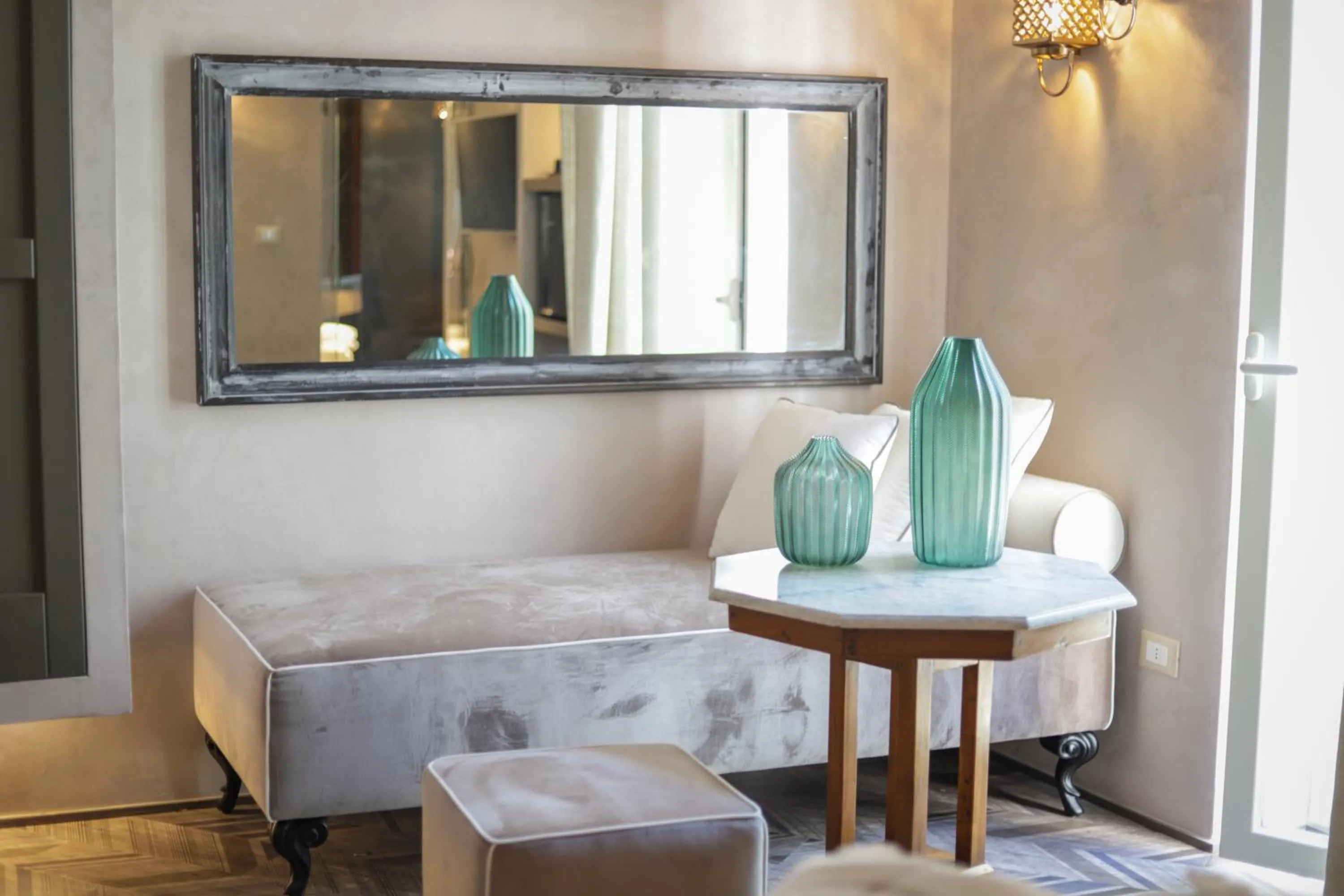 AL CONSOLE LUXURY SUITE