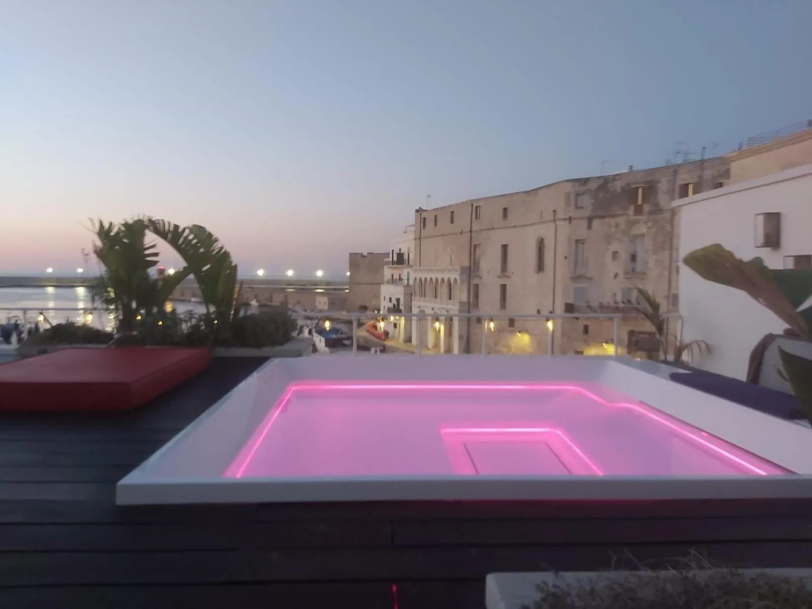 On site in AL CONSOLE LUXURY SUITE