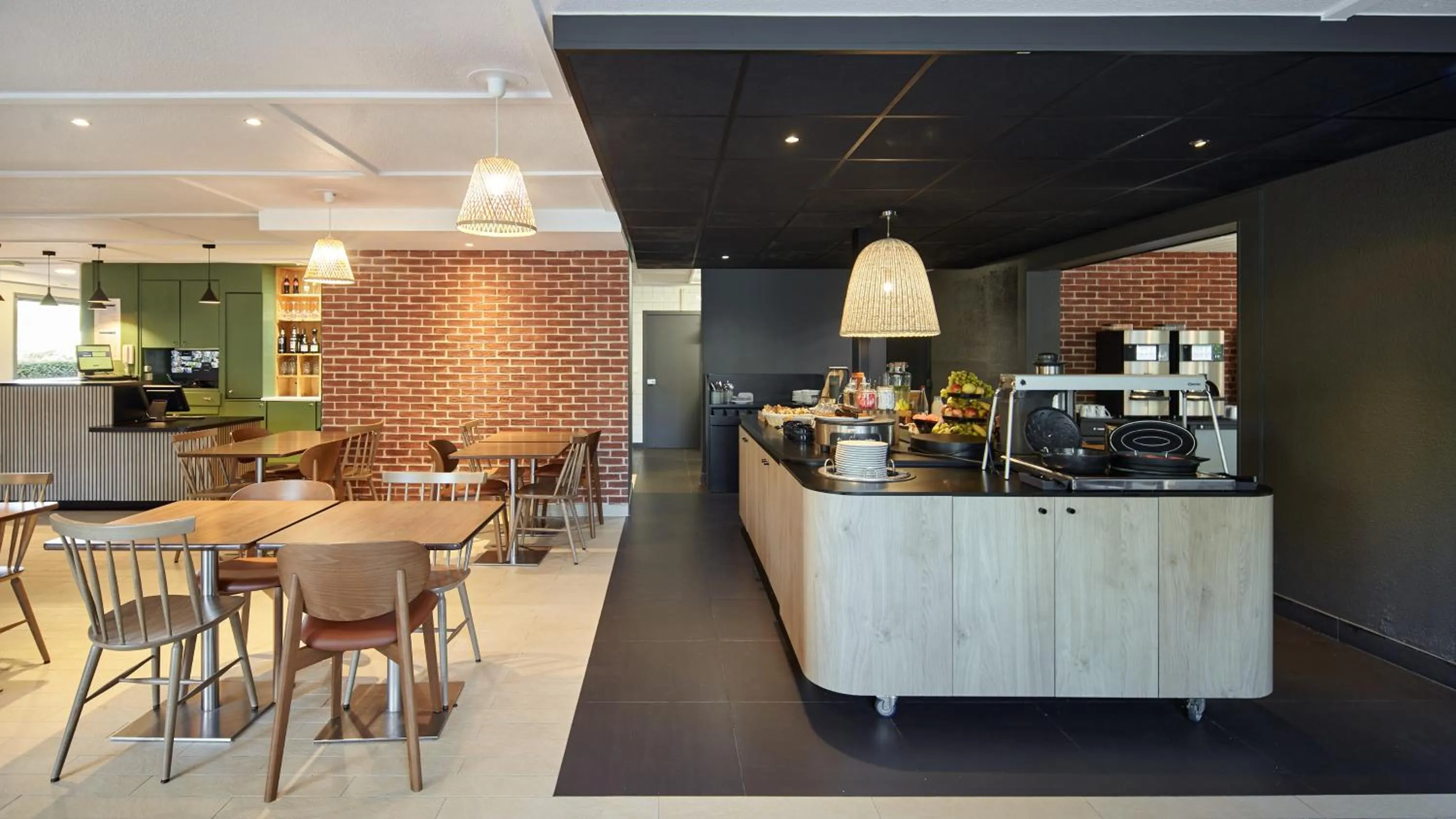 Breakfast in Campanile NATURE - Cergy Pontoise