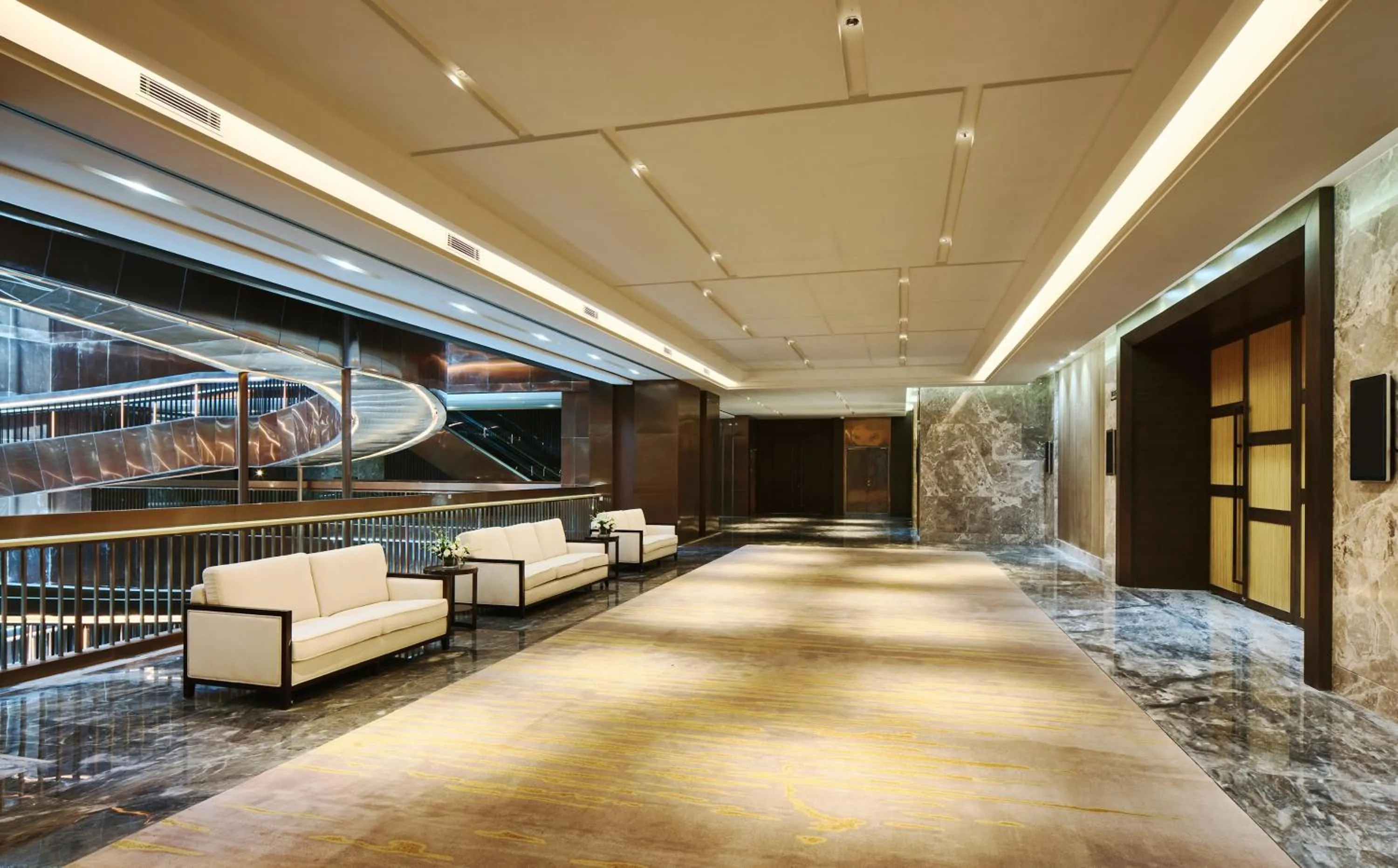 Meeting/conference room in Crowne Plaza Nanning City Center by IHG